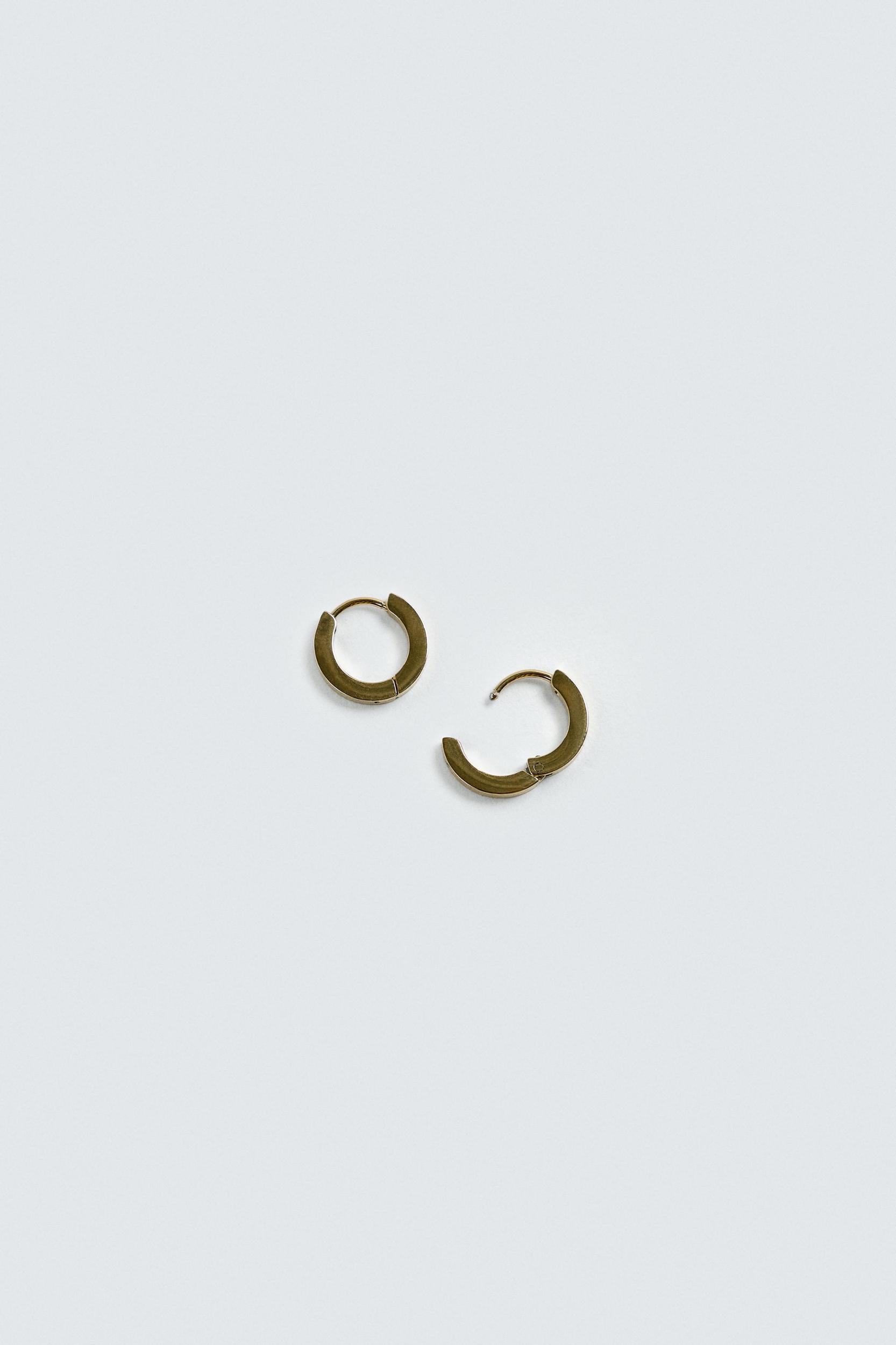 HOOP EARRINGS Product Image