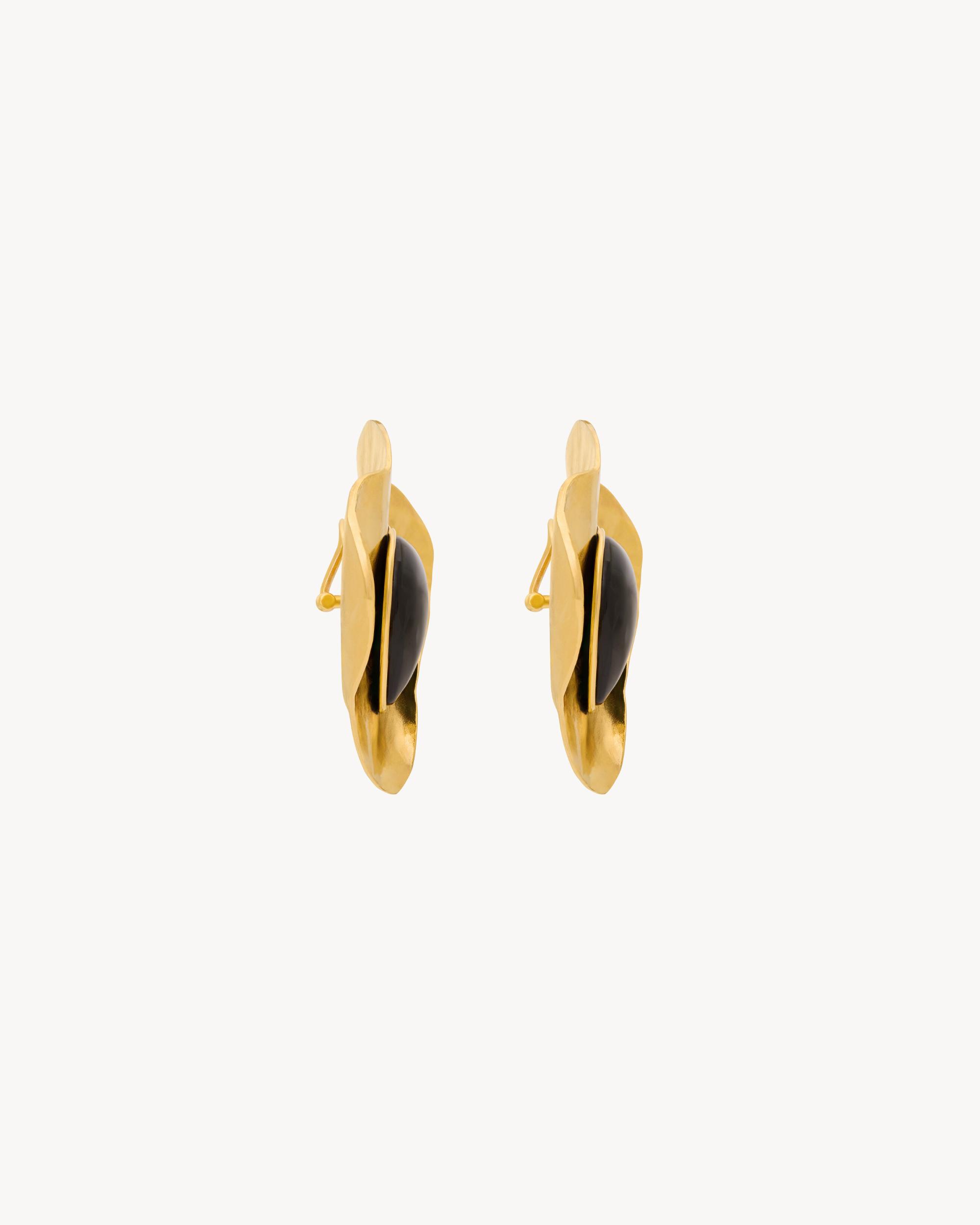 petal earrings in resin and metal Product Image