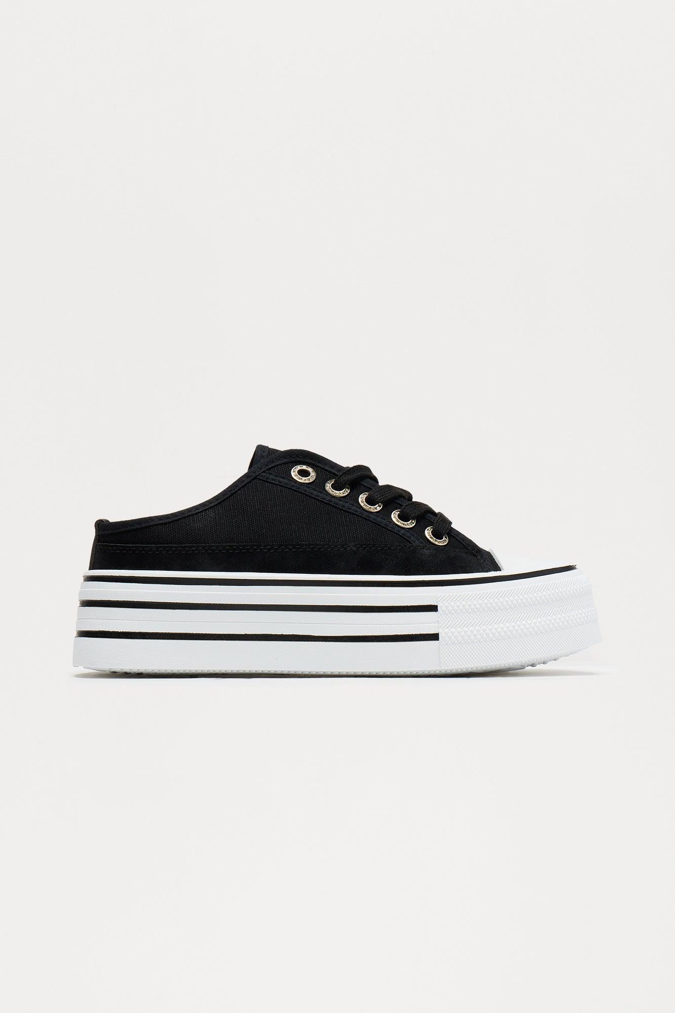 Connor Low Top Platform Sneakers - Black Product Image