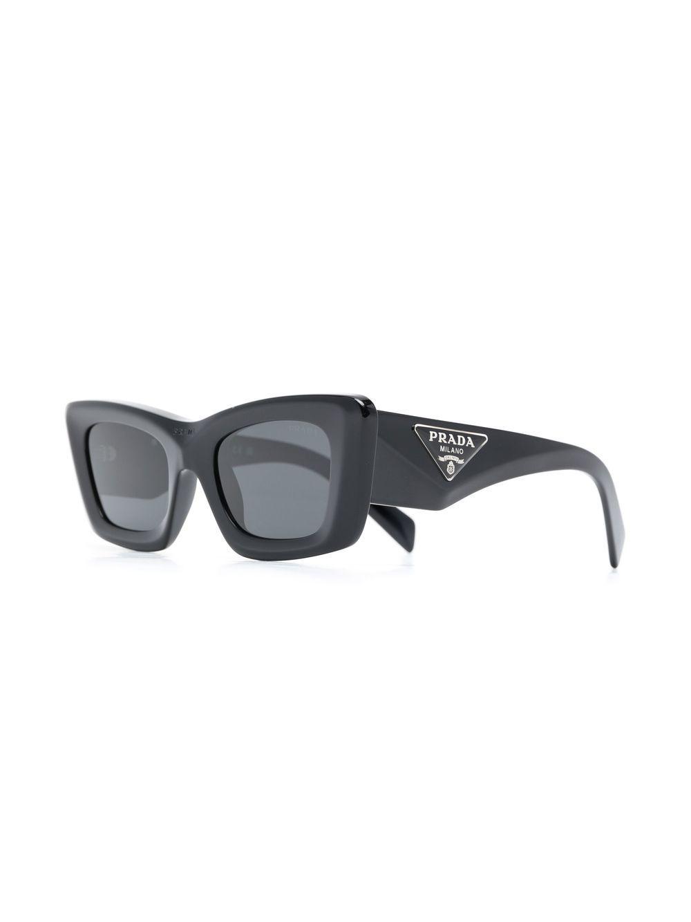 cat-eye frame tinted sunglasses  Product Image