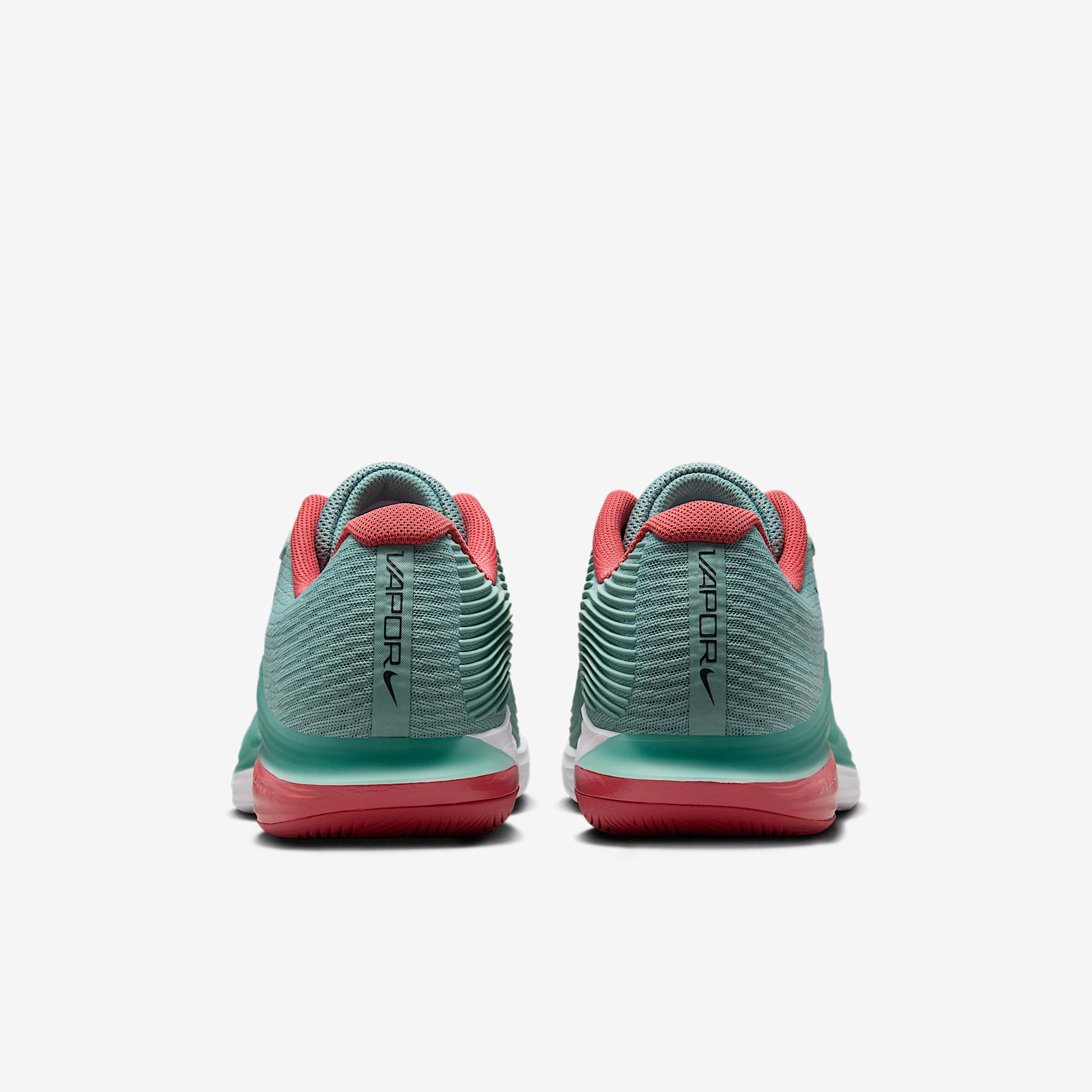 Nike Men's Vapor 12 Hard Court Tennis Shoes Product Image