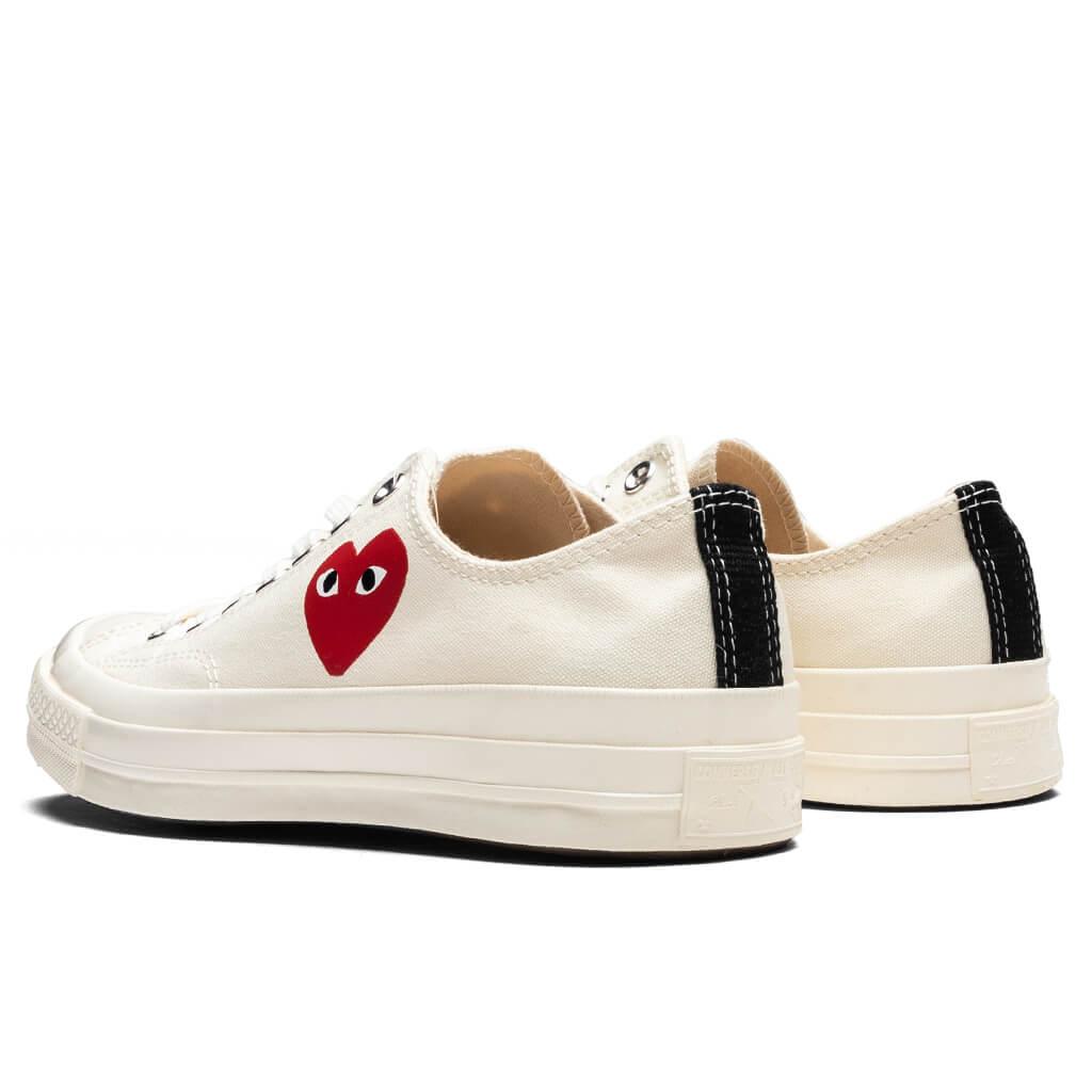 Converse x Comme Des Garcons PLAY All Star Chuck '70 Ox Small Red Heart - White Male Product Image