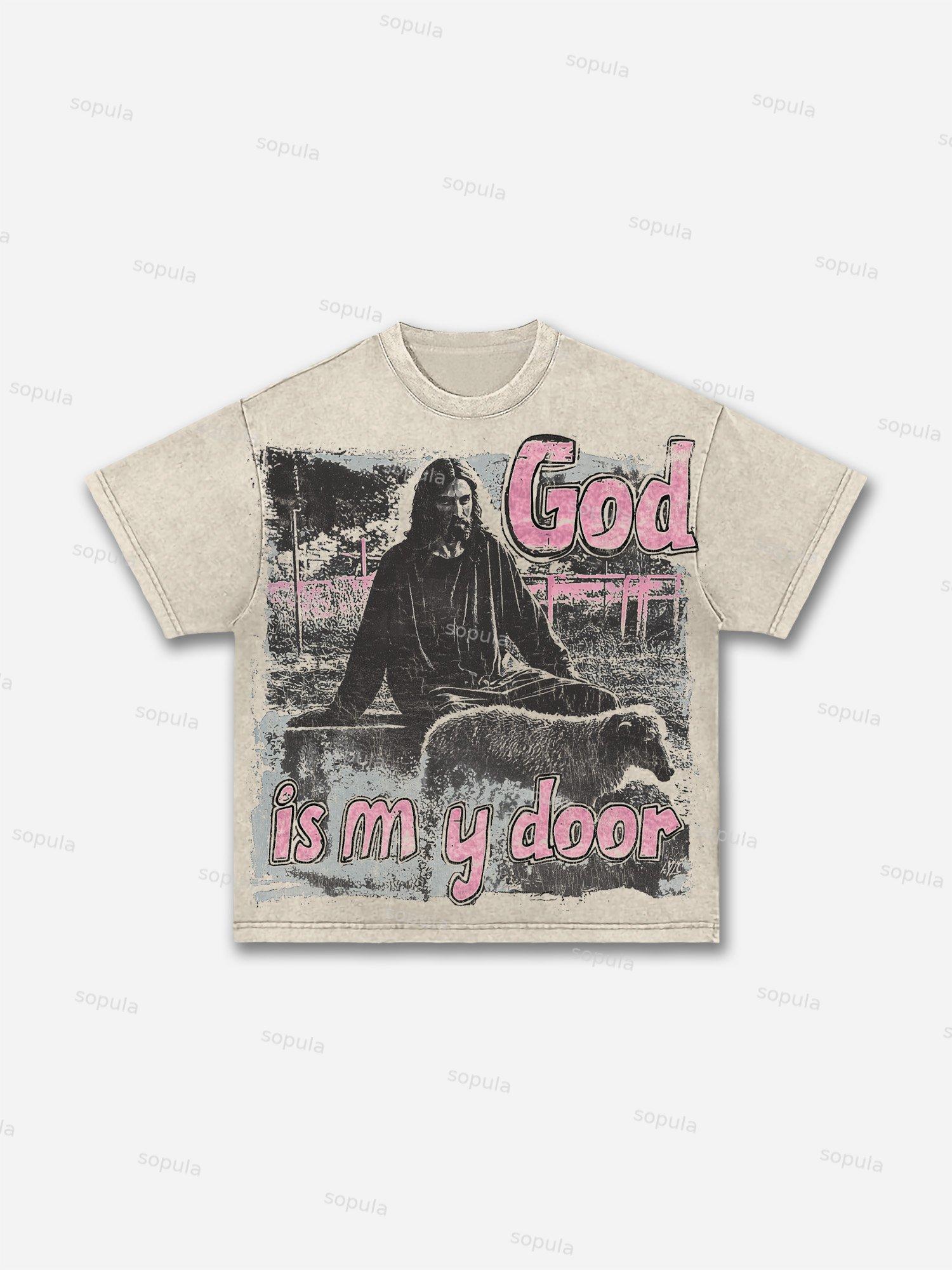 Men's Holy Prayer Vintage Graphic Washed T-Shirt Product Image