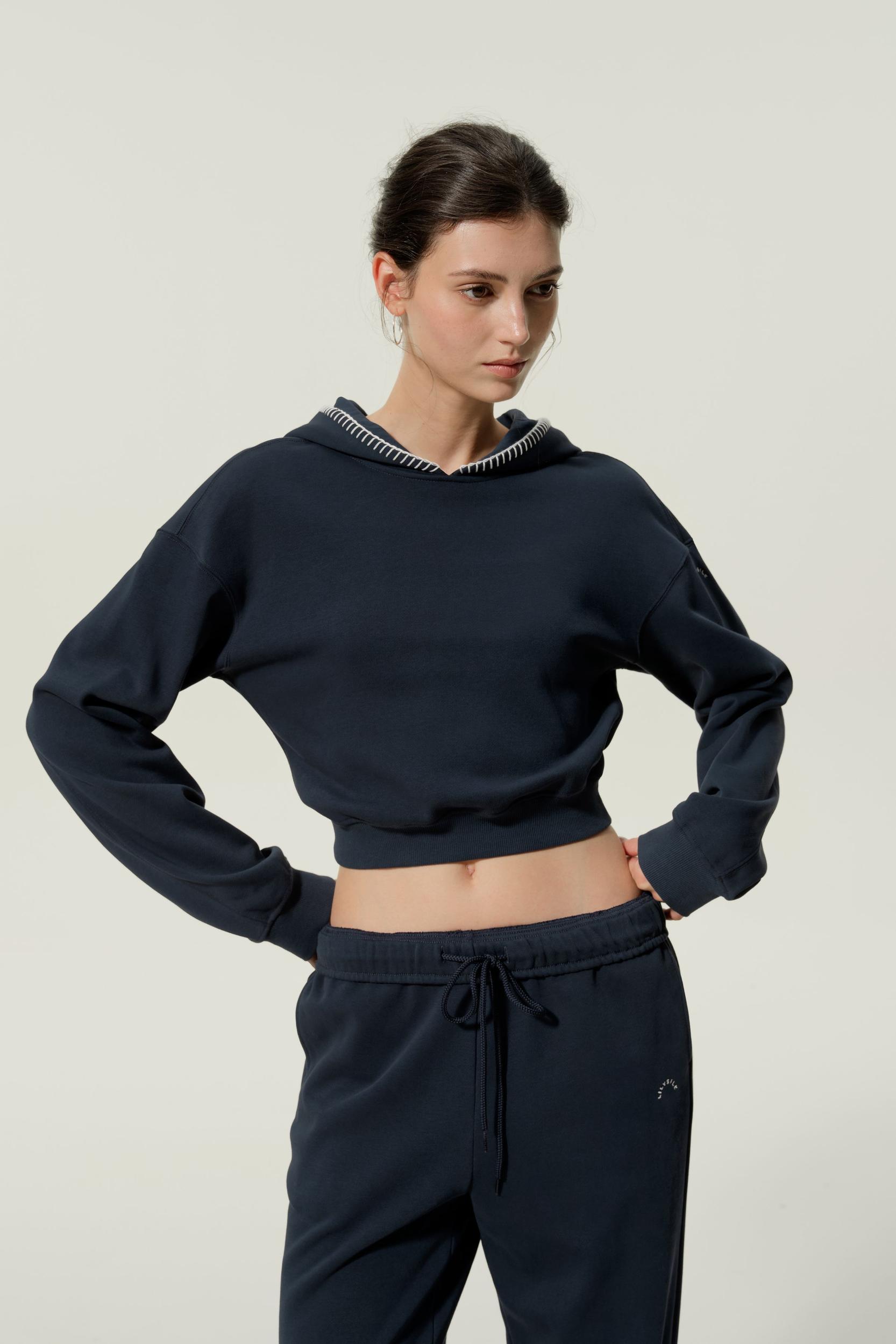 Seamflow Poise Pullover Product Image