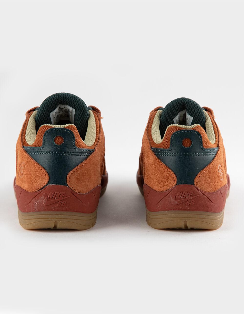 NIKE SB Vertebrae Skate Shoes - CAMEL Product Image