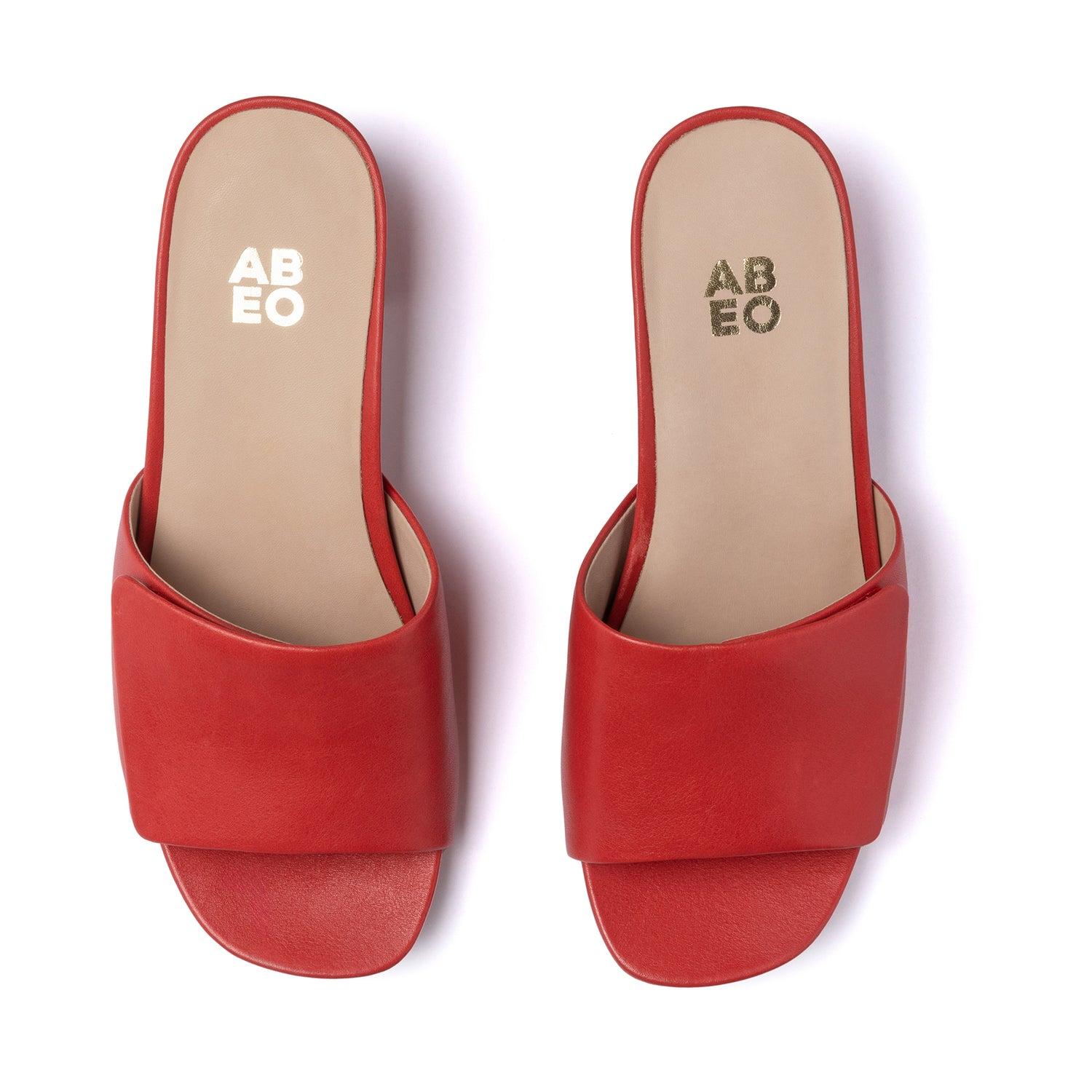 Avenue Slide Metatarsal Female Product Image