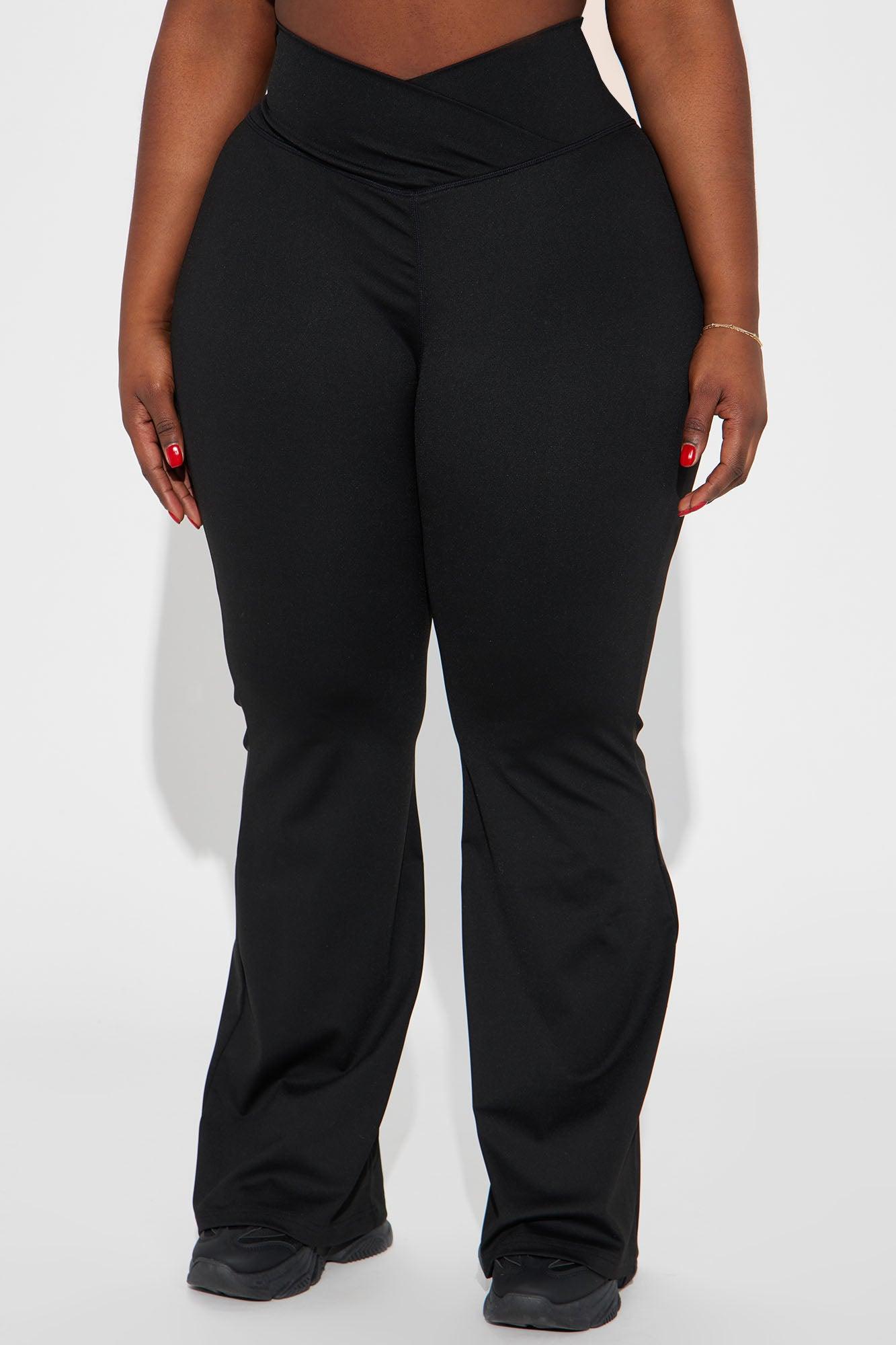 Adrianna Lounge Yoga Pant - Black Product Image