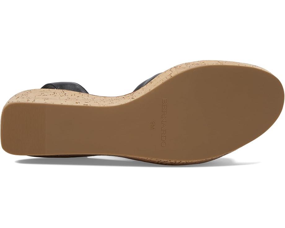 Women's Bernardo Kearny Product Image