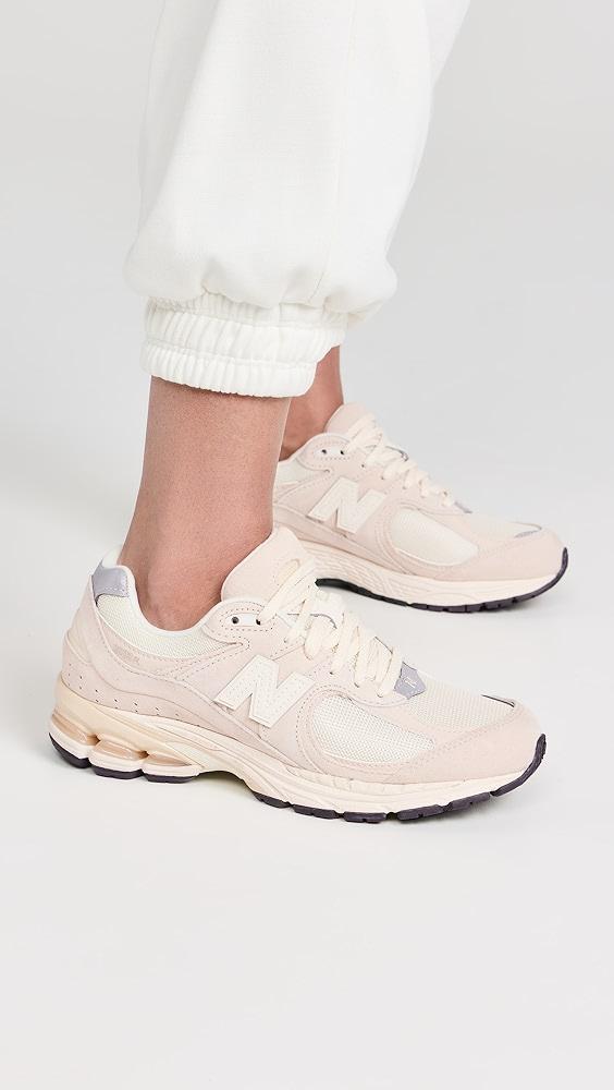 New Balance 2002R Unisex Sneakers Product Image