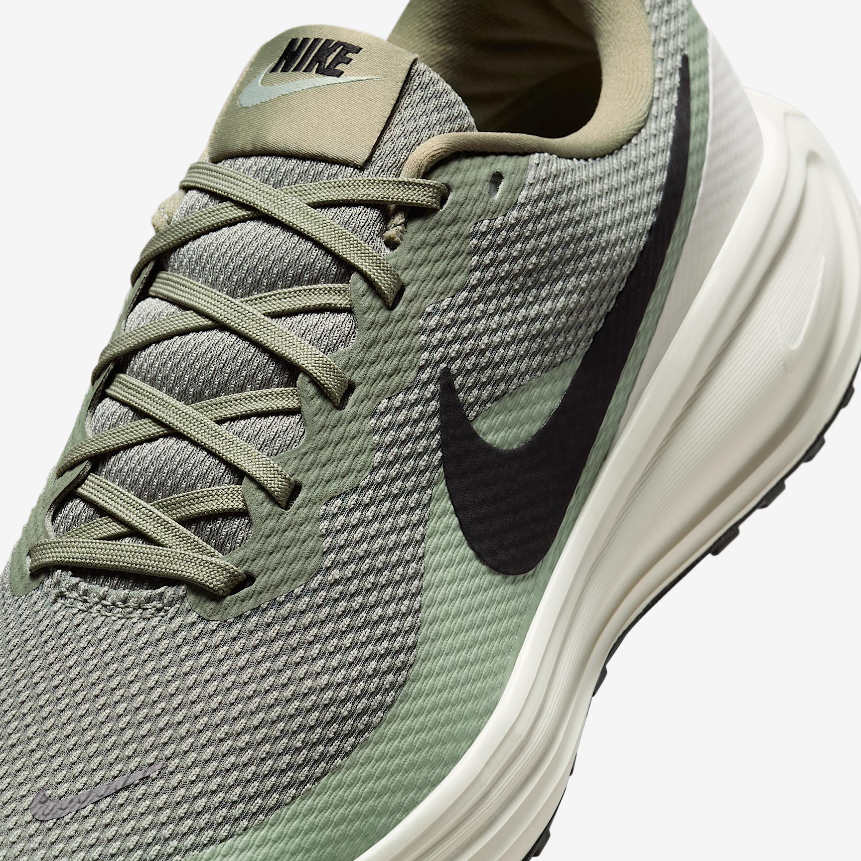 Nike Mens Revolution 8 Road Running Shoes | HJ9198-101 Product Image