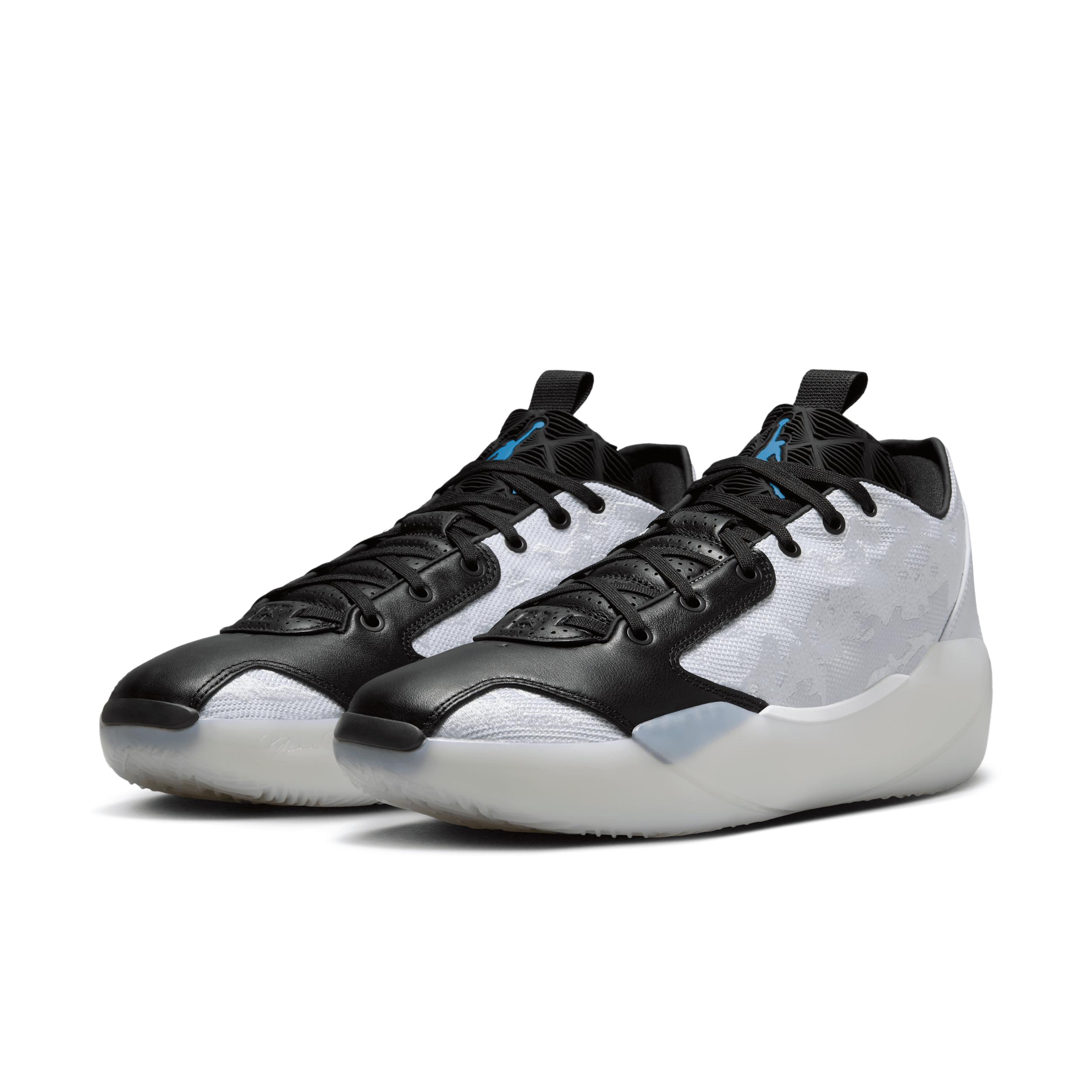 Mens Air Jordan XXXIX Croix Basketball Shoes | FQ0213-100 Product Image