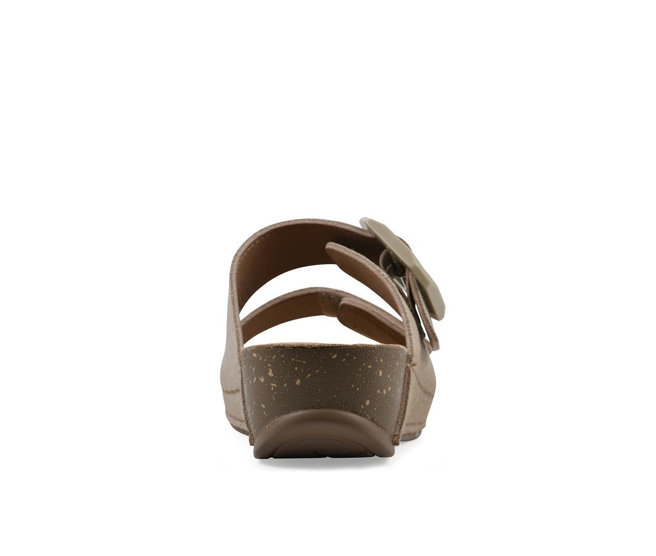 Women's White Mountain Fearful Footbed Sandals Product Image