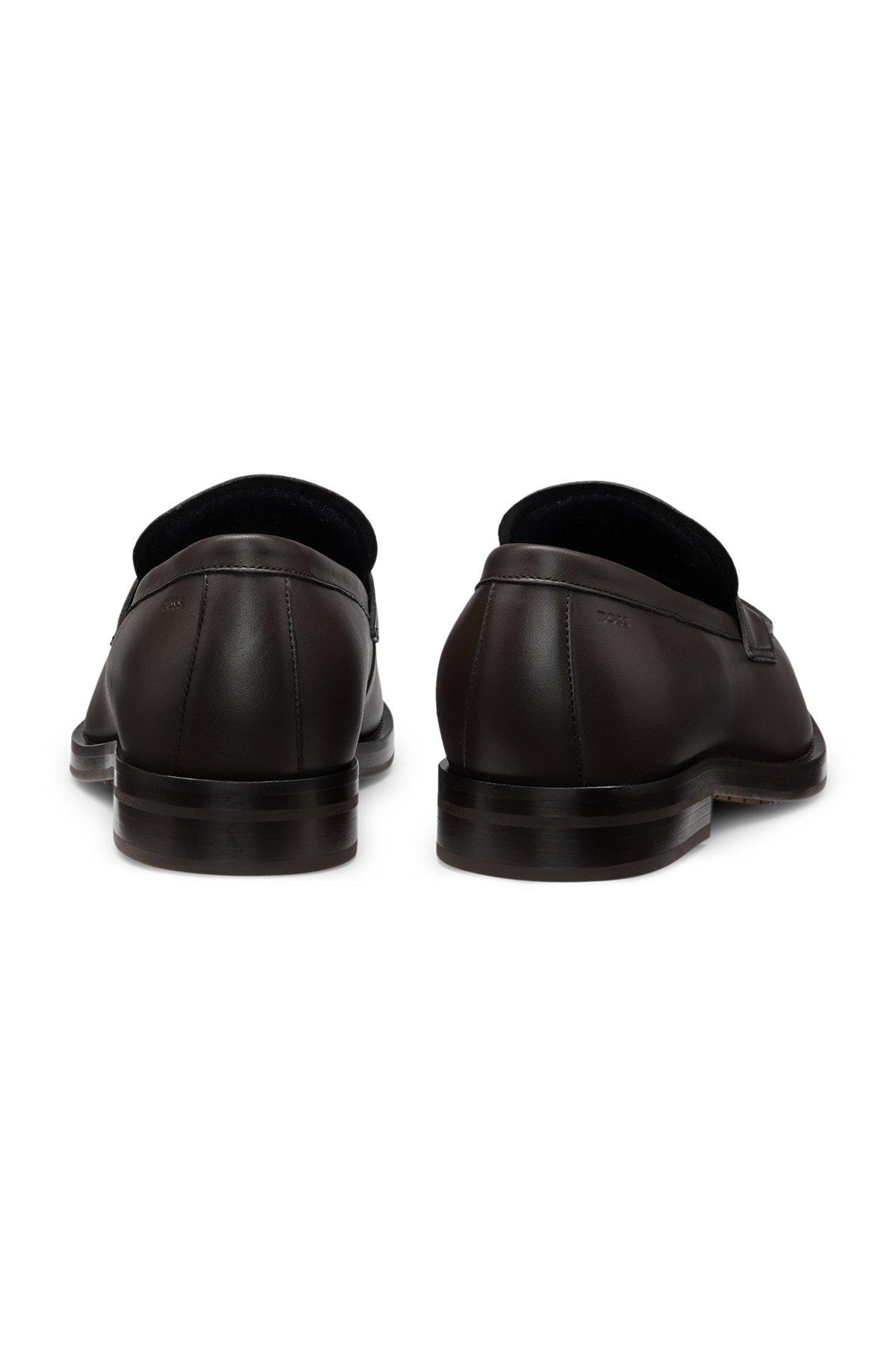 Dressletic loafers in soft leather Product Image
