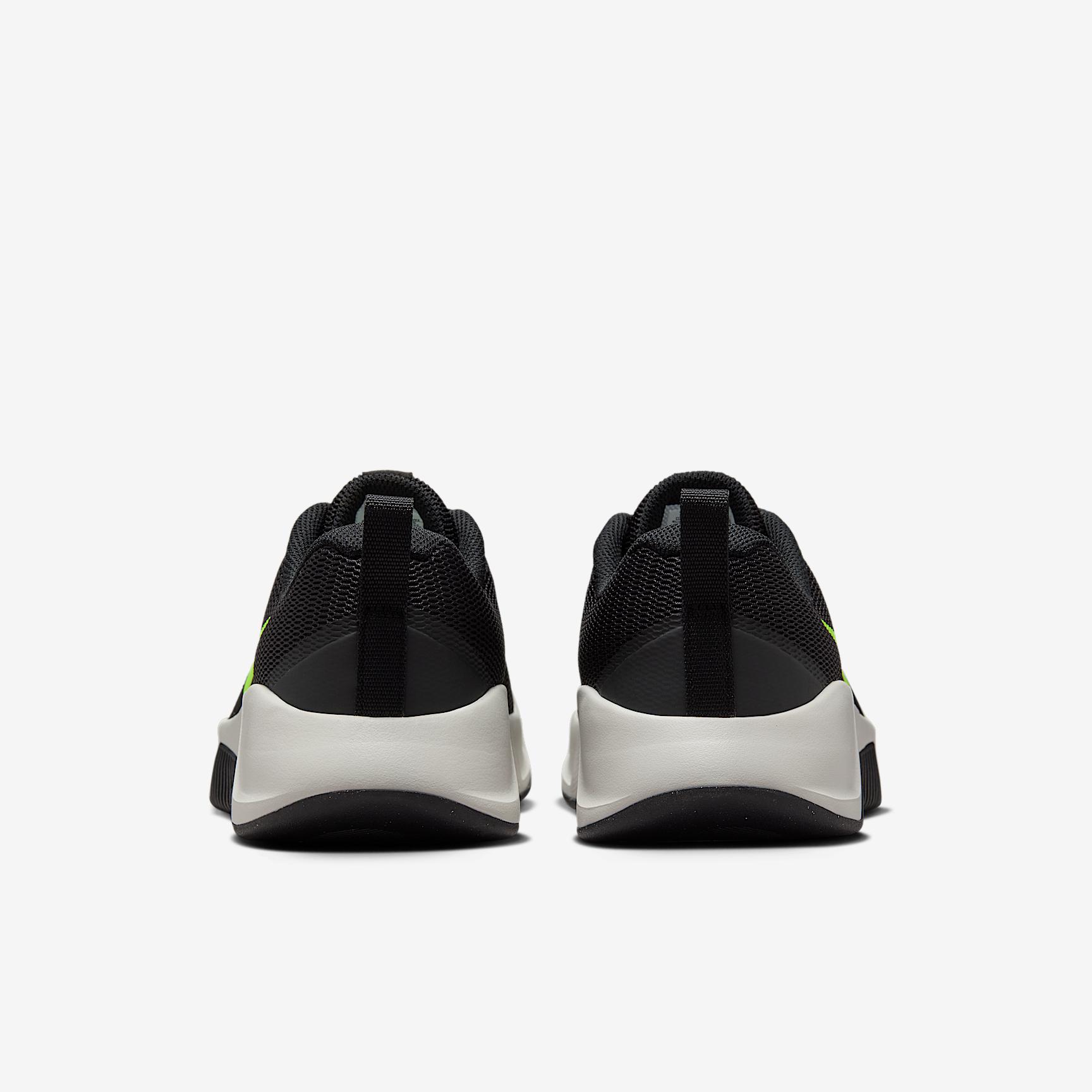 Nike MC Trainer 3 Men's Workout Shoes Product Image