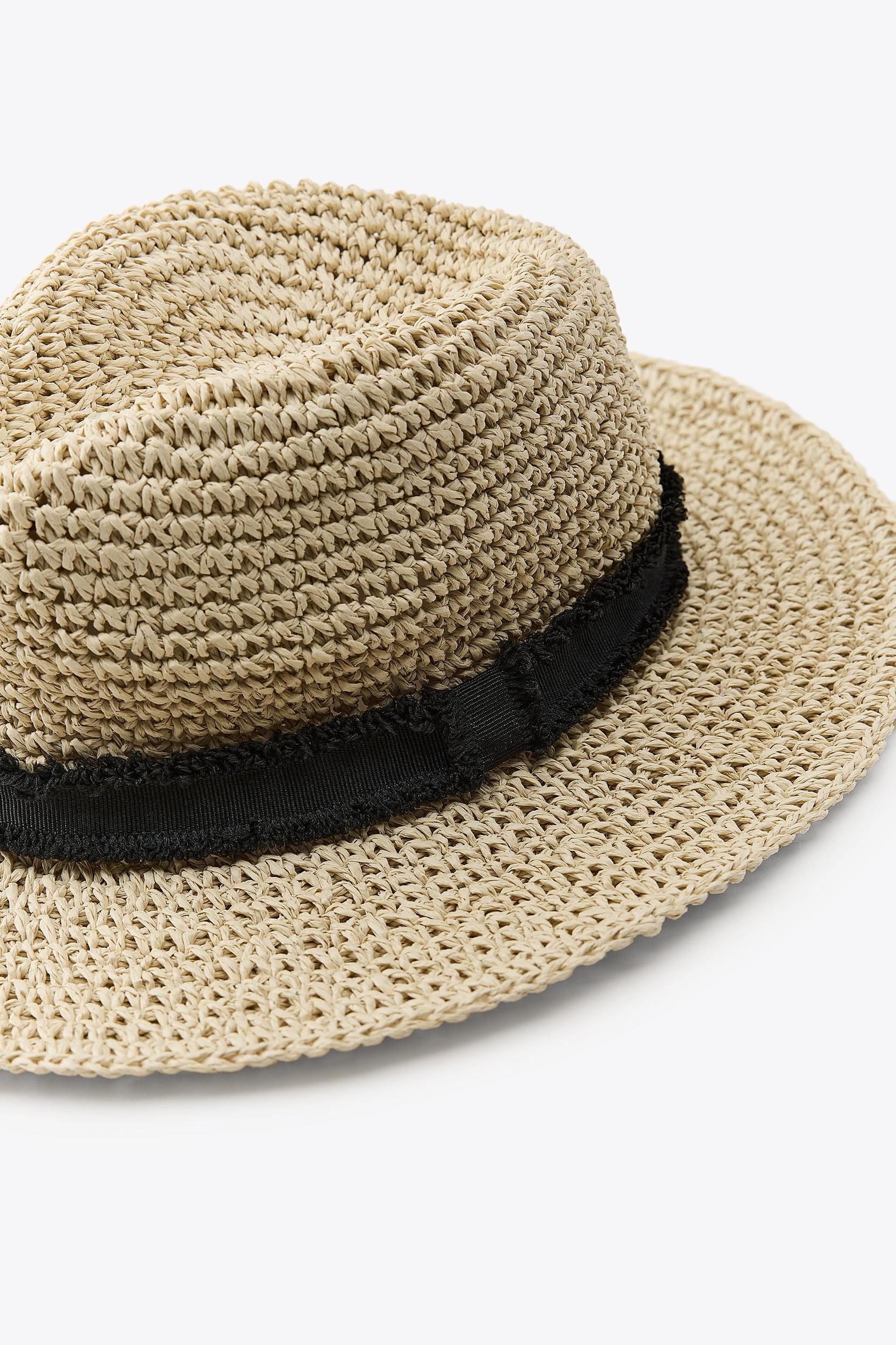 CONTRAST BAND HAT Product Image