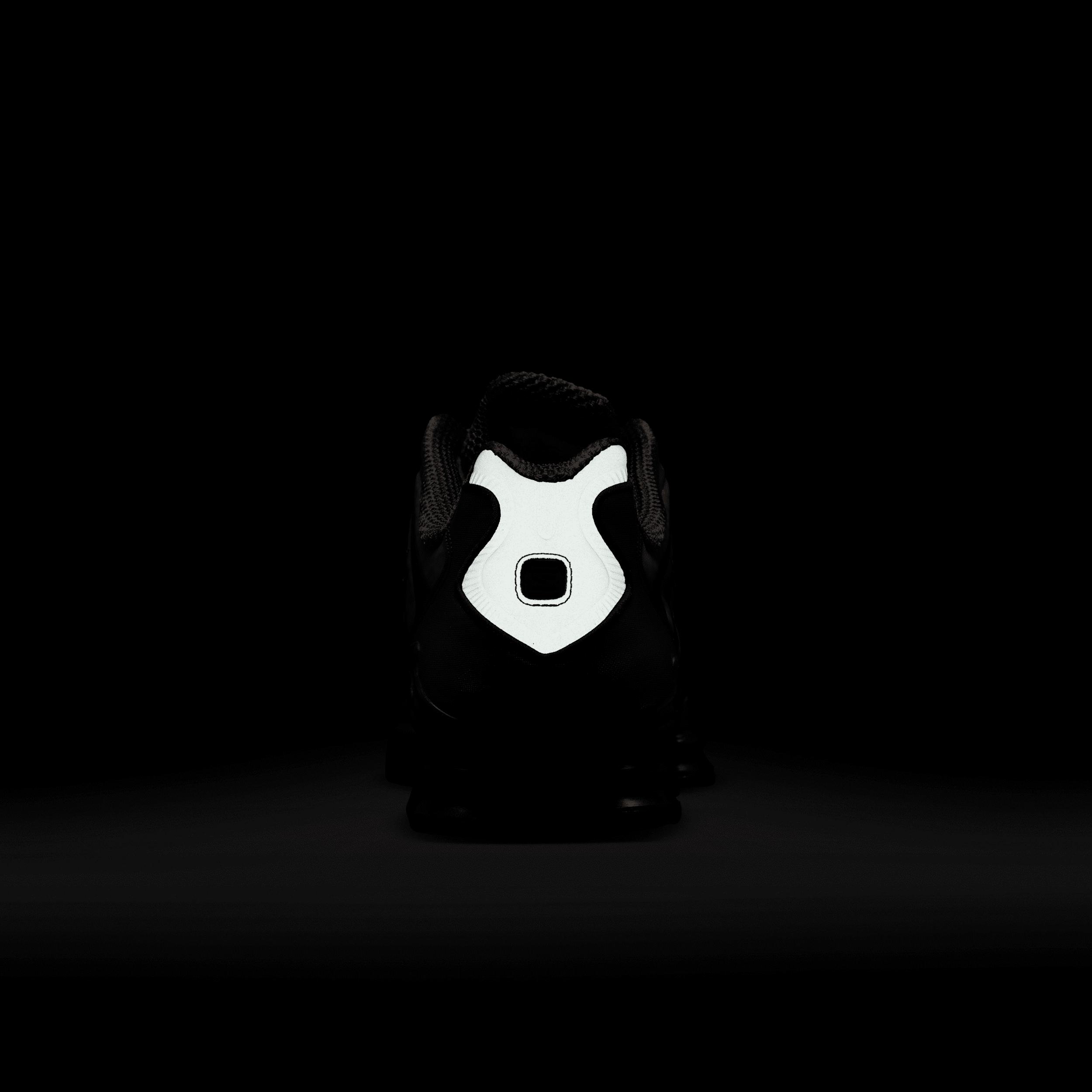 Nike Women's Shox TL Shoes Product Image