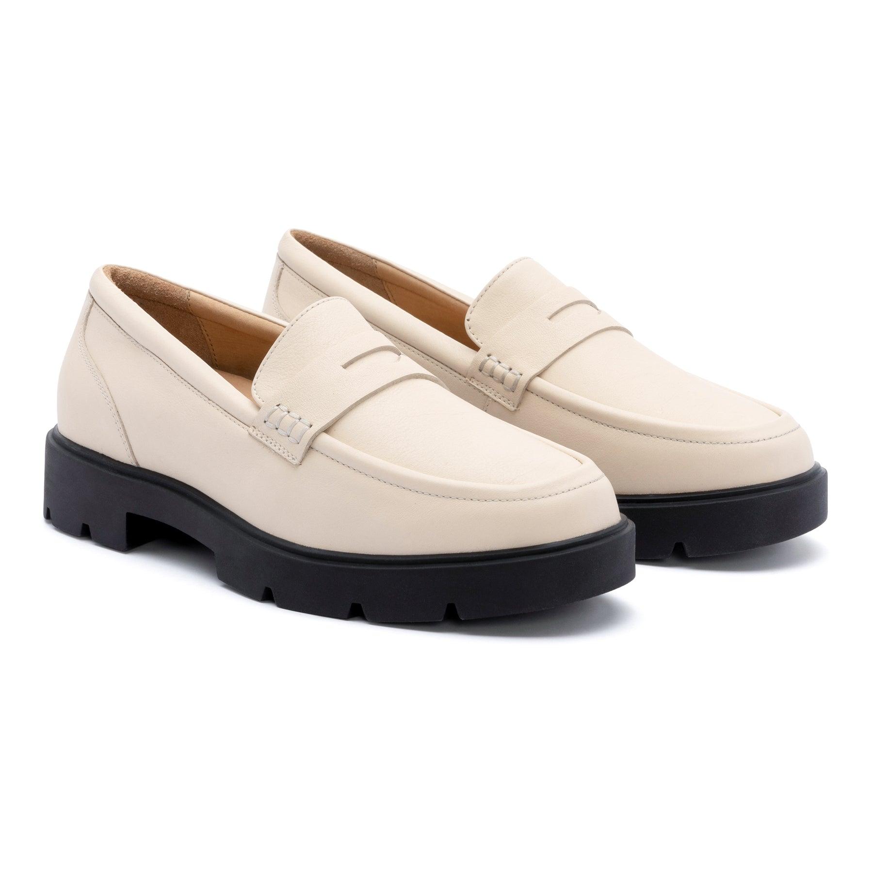 Boulevard Loafer Female Product Image