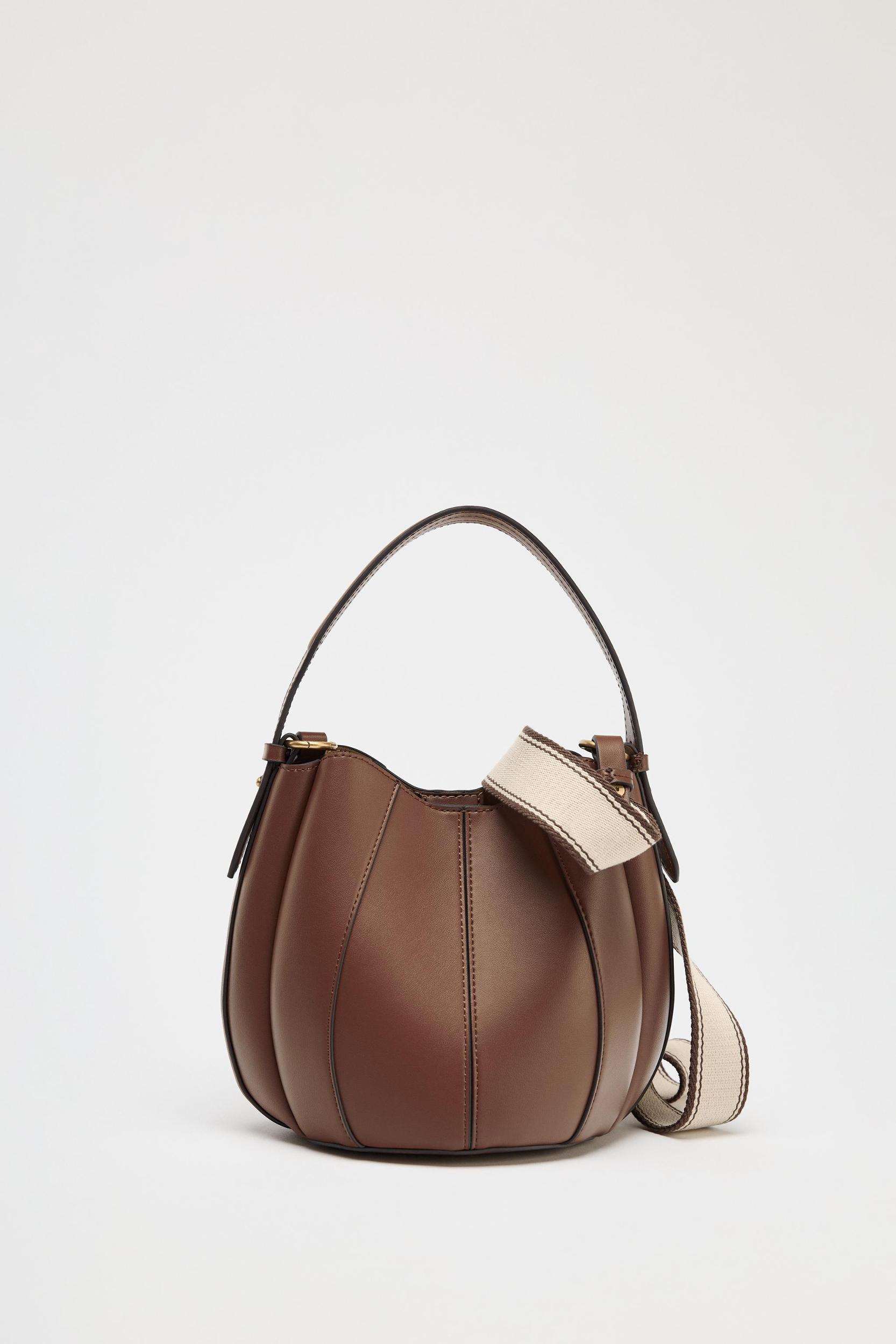 TOPSTITCHED BUCKET BAG Product Image
