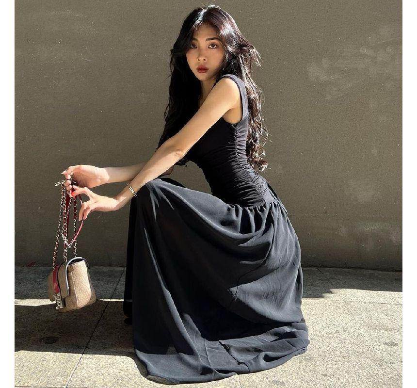 Sleeveless Square Neck Plain Maxi A-Line Dress Product Image