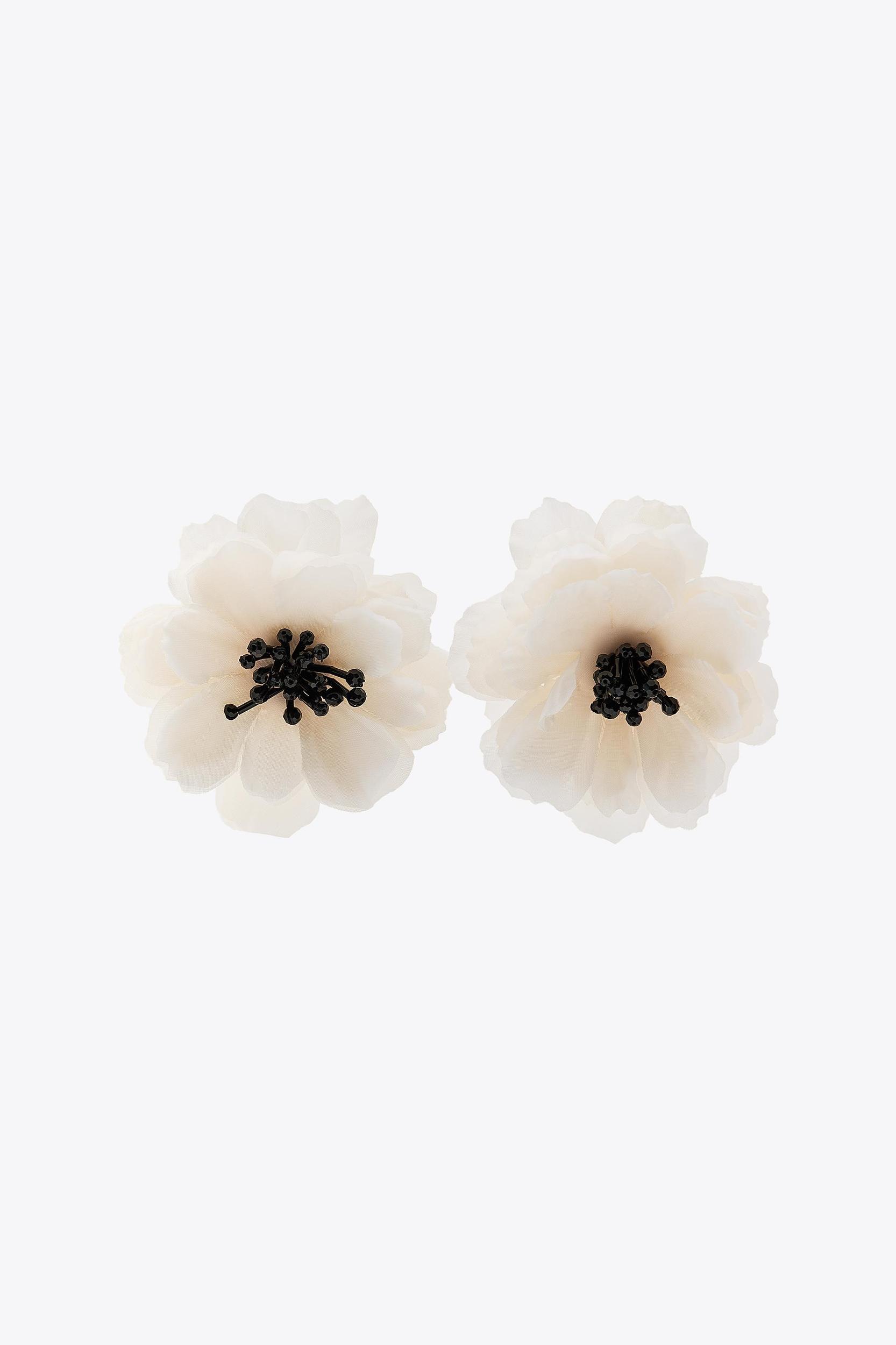 WOVEN FLOWER BEADED EARRINGS Product Image