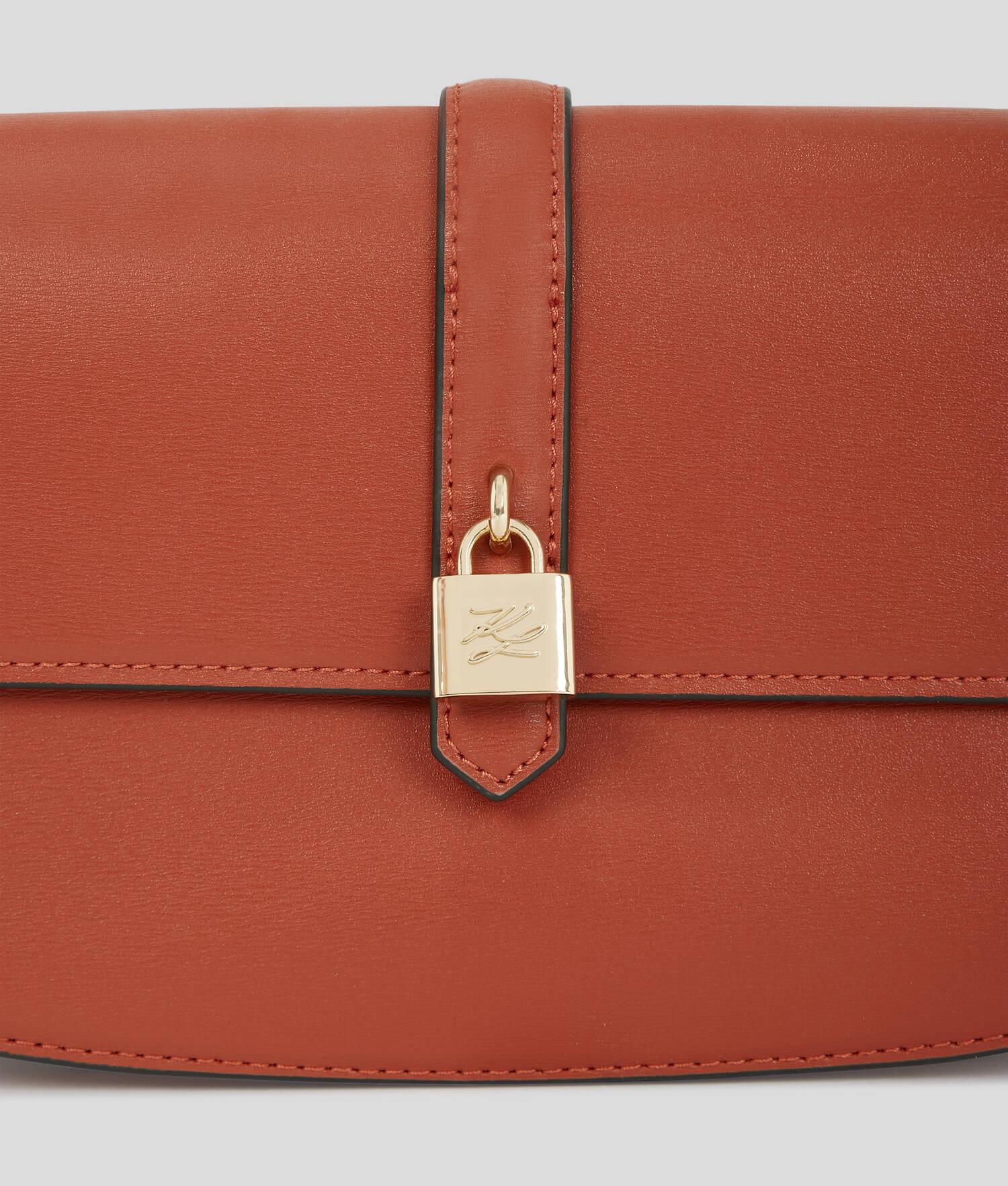 K/AUTOGRAPH PADLOCK SHOULDER BAG Product Image