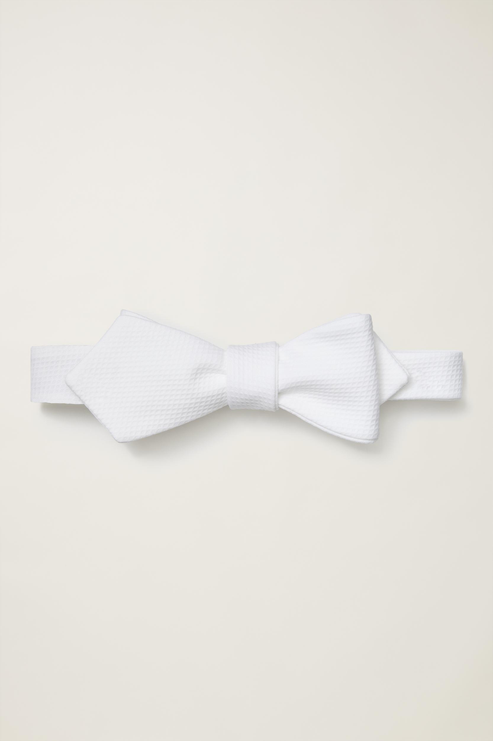 Premium Bowtie Product Image