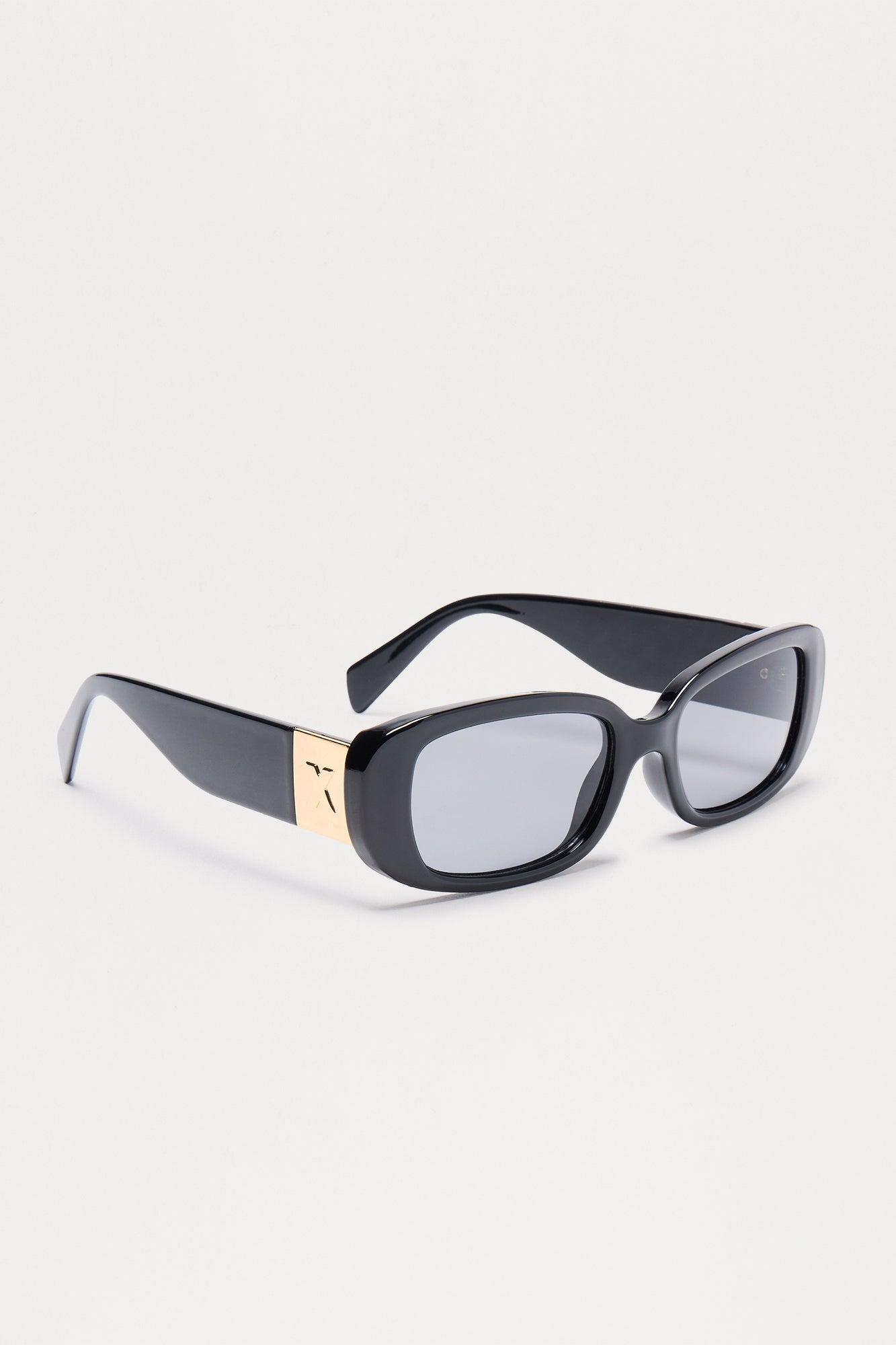 Lola Squared Sunglasses - Black Female Product Image