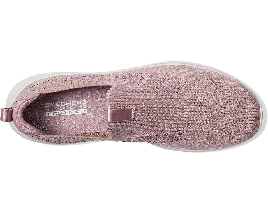 Go Walk 7 Springtime Hands Free Slip-Ins Product Image