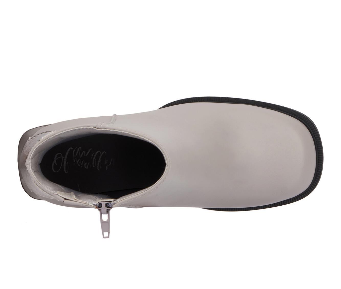 Women's Olivia Miller Star Booties Product Image