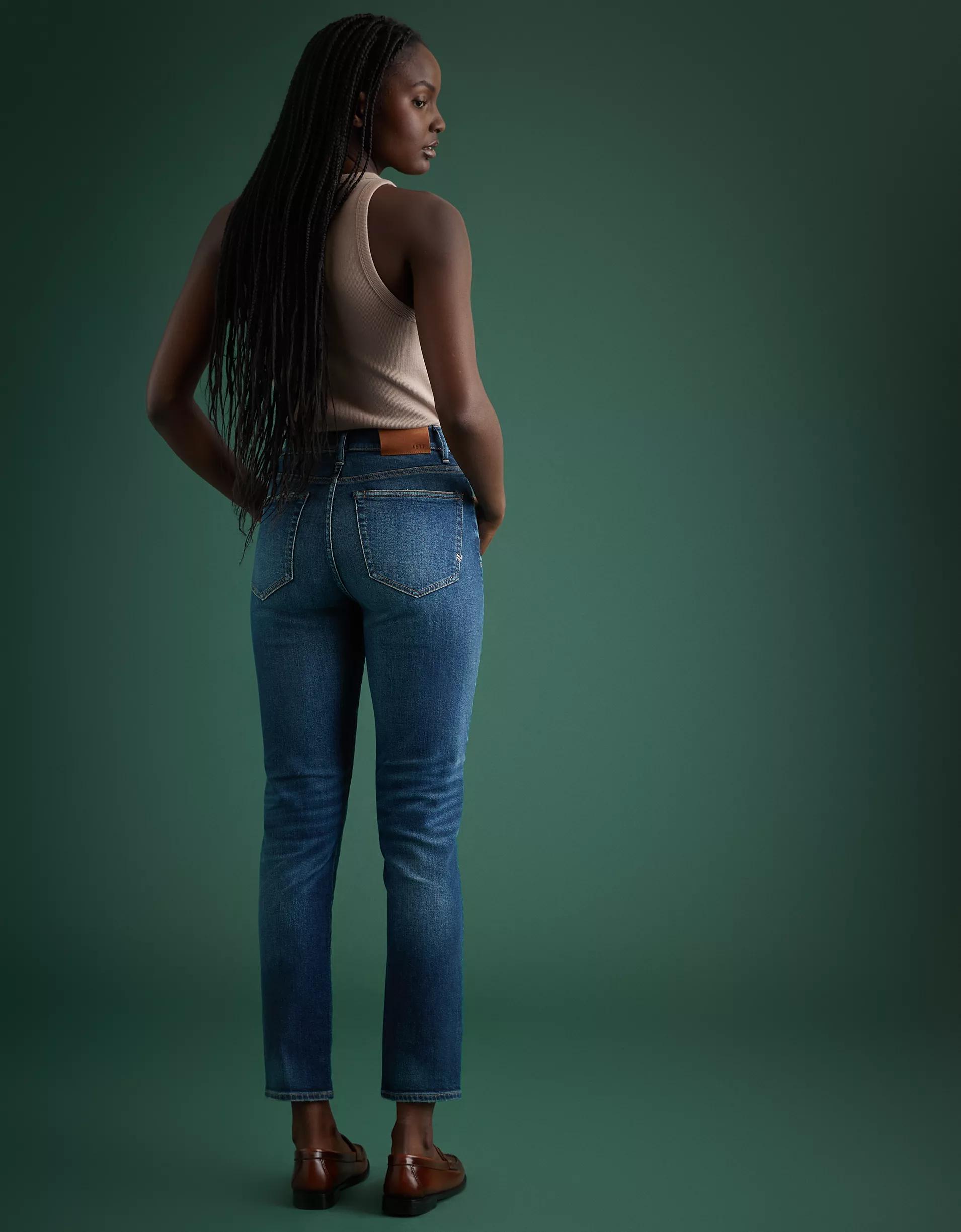 AE77 Premium Mom Jean Product Image