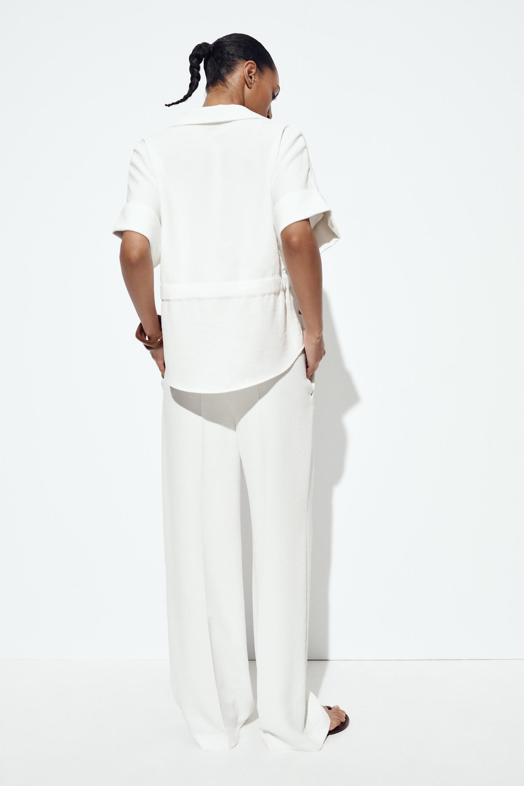 WIDE LEG ELASTIC WAIST PANTS Product Image