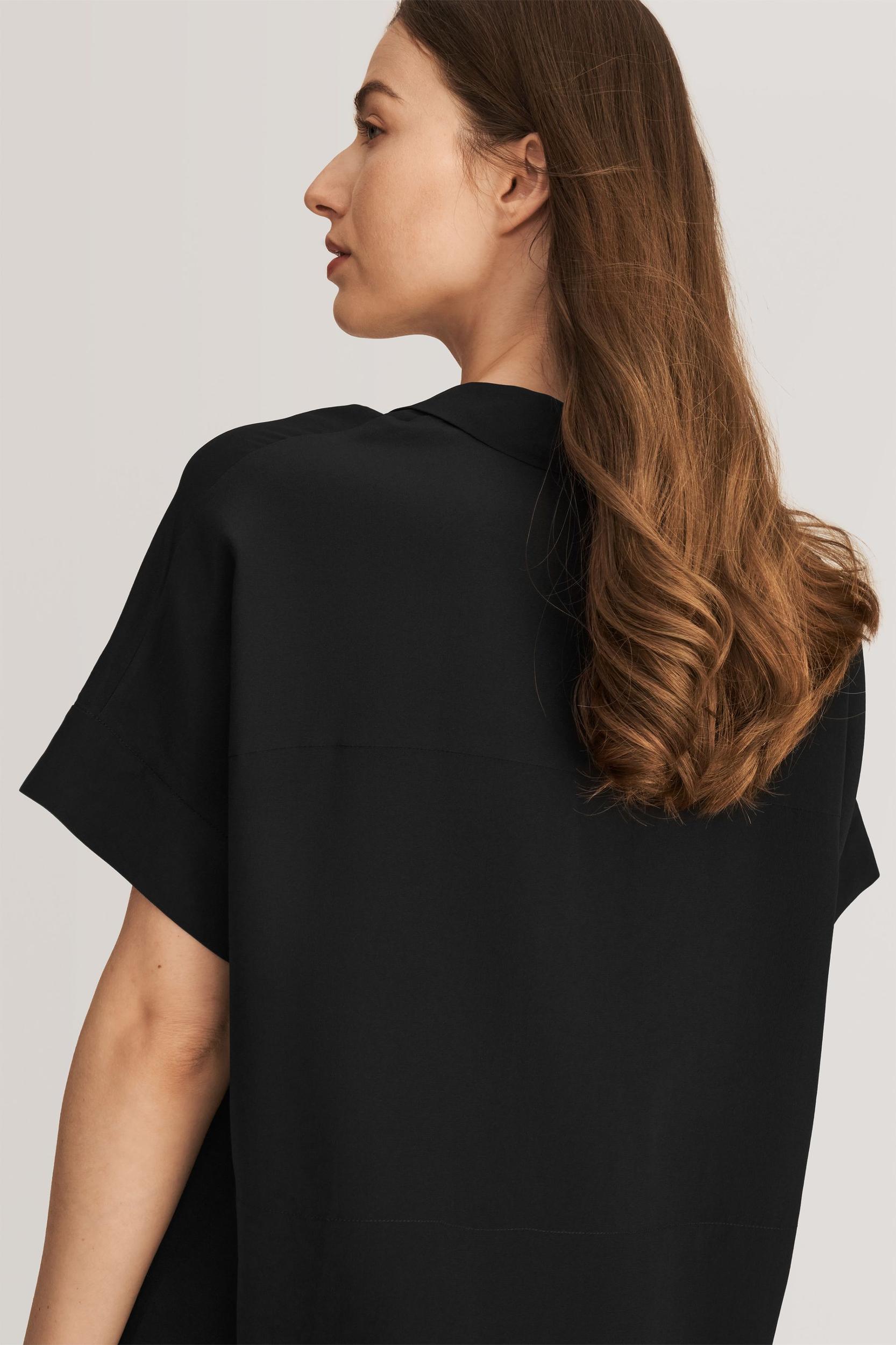 Casual Short Sleeves Loose Silk T-Shirt Product Image