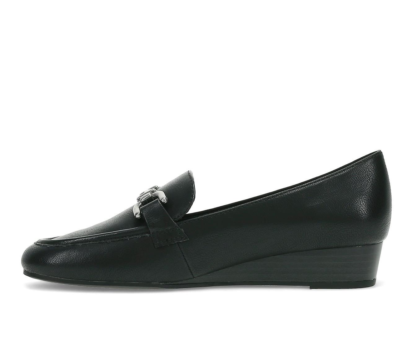 Women's Baretraps Caddie Wedge Loafers Product Image
