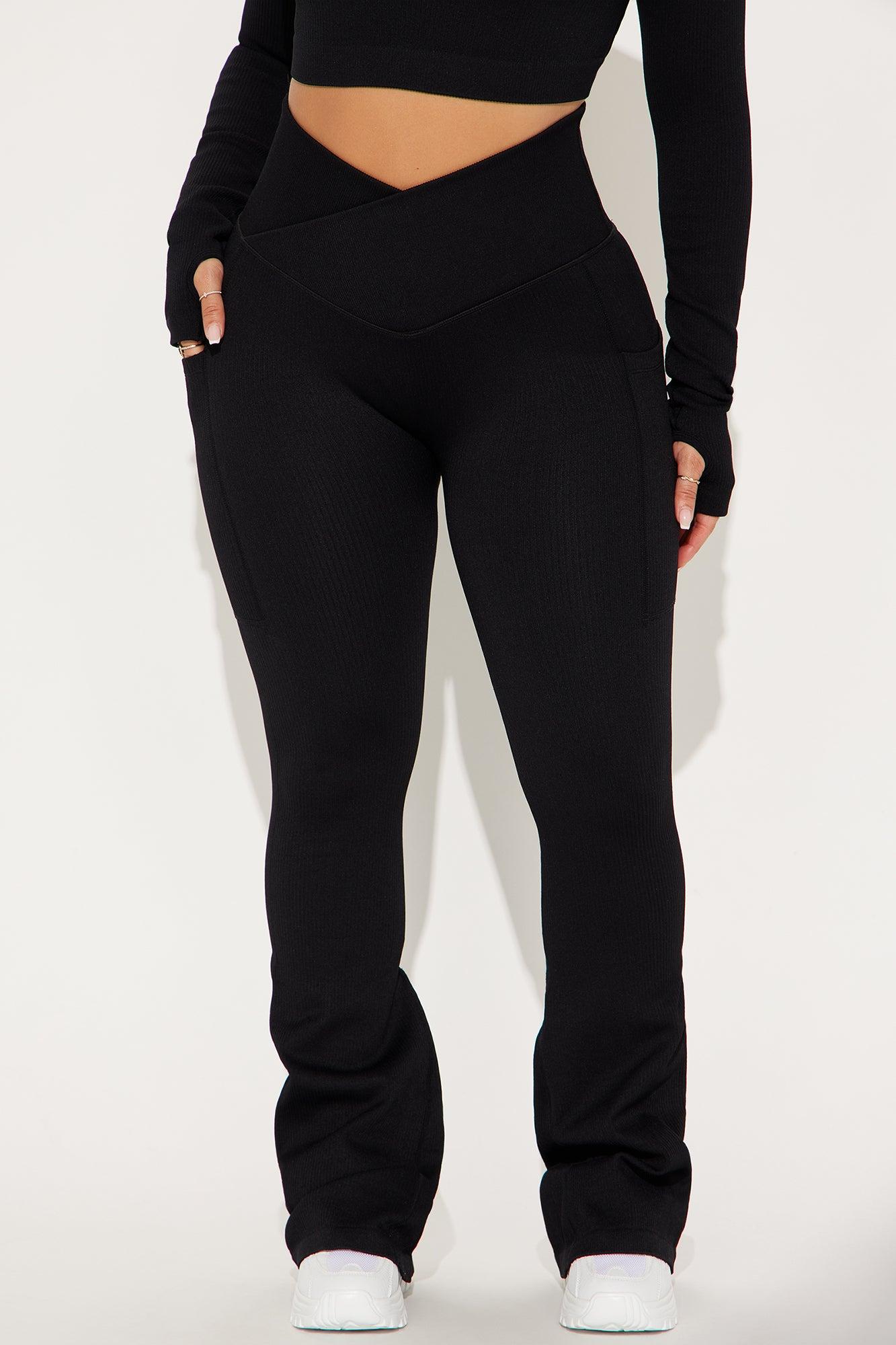 Resistance Effortless Seamless Active Legging - Black Product Image