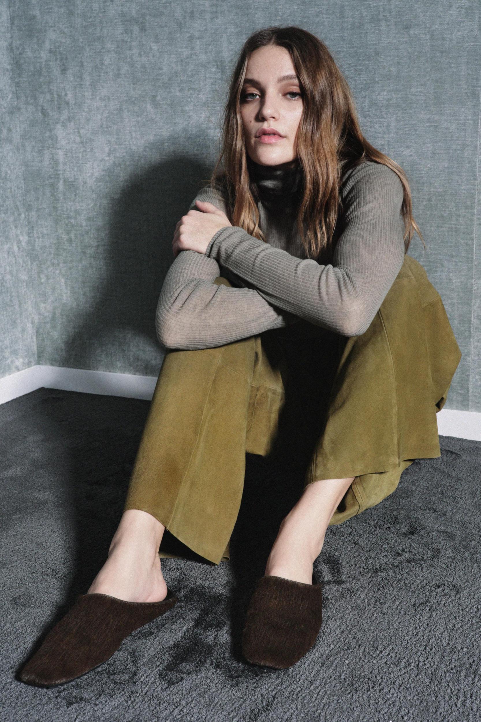 LIMITED EDITION LEATHER MULE SHOES Product Image