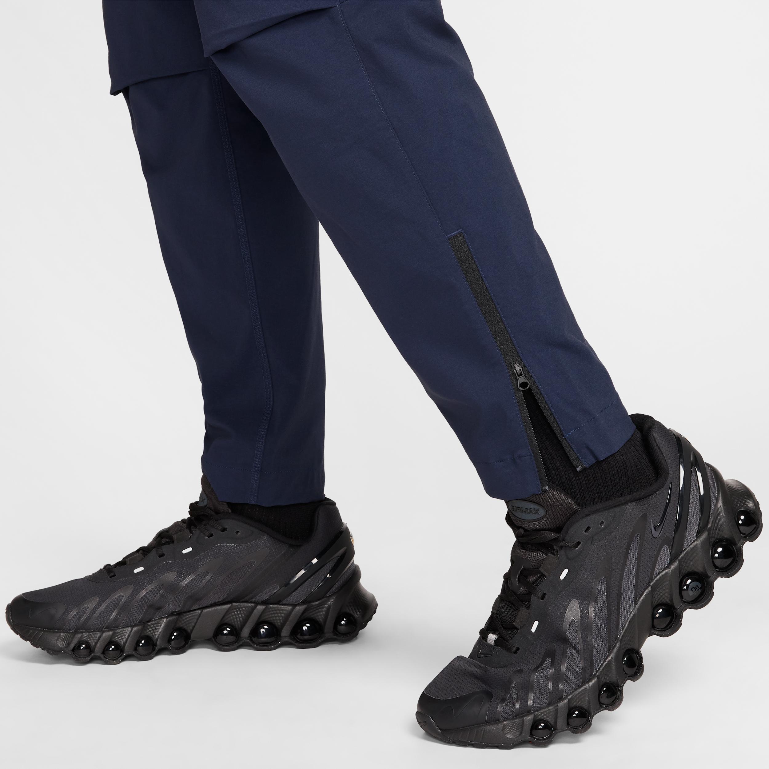 Nike Mens Tech Woven Pants | HM8241-451 Product Image