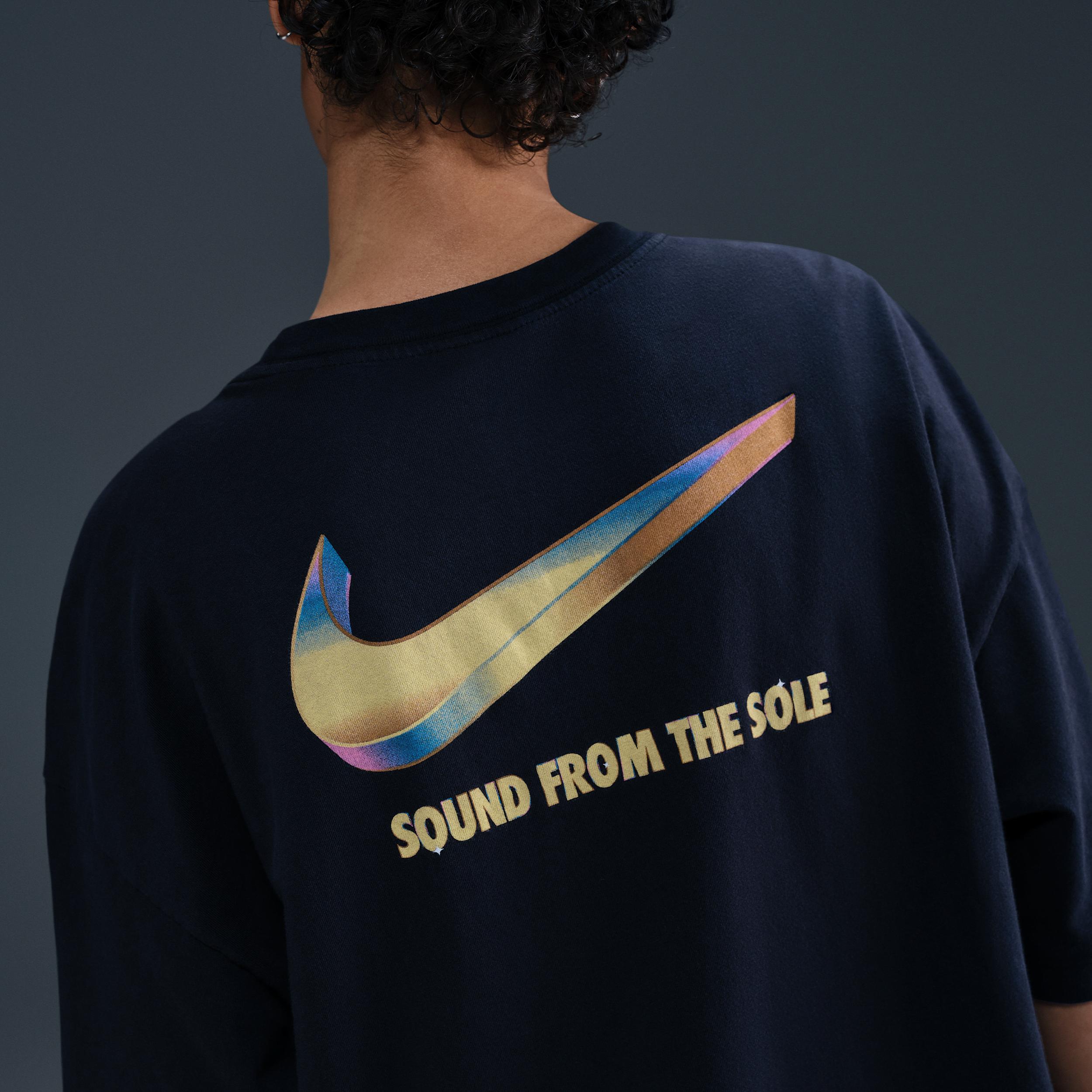 Nike Sportswear Women's Oversized Short-Sleeve T-Shirt Product Image