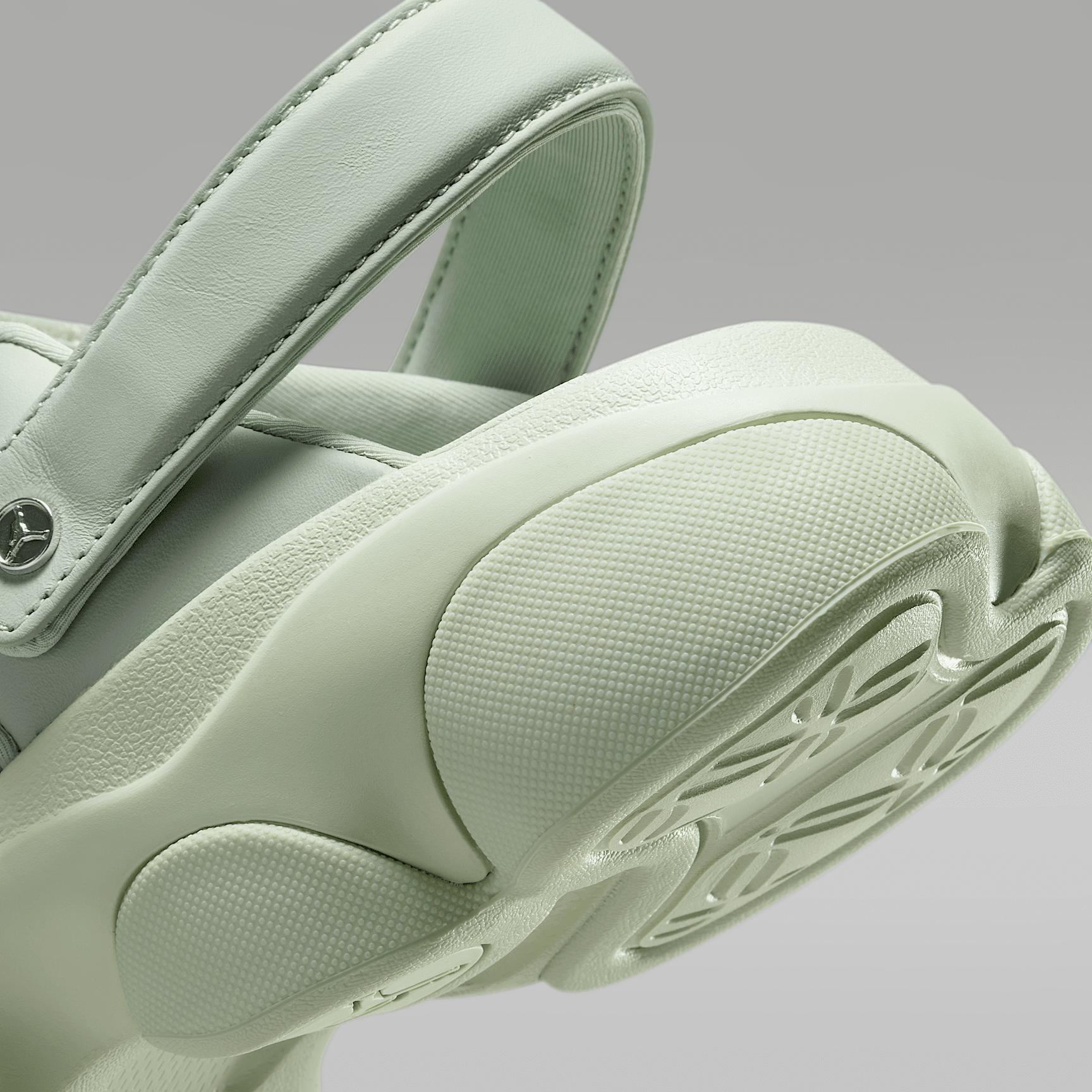 Womens Jordan Deja Sandals | FN5036-500 Product Image