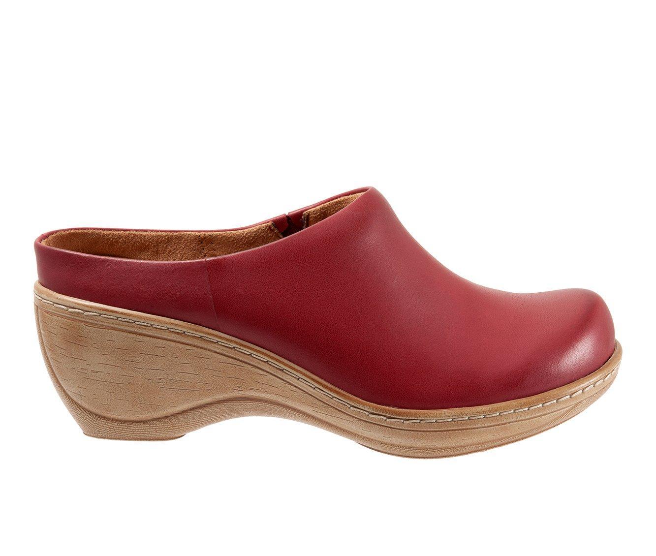 Women's Softwalk Madison Clogs Product Image