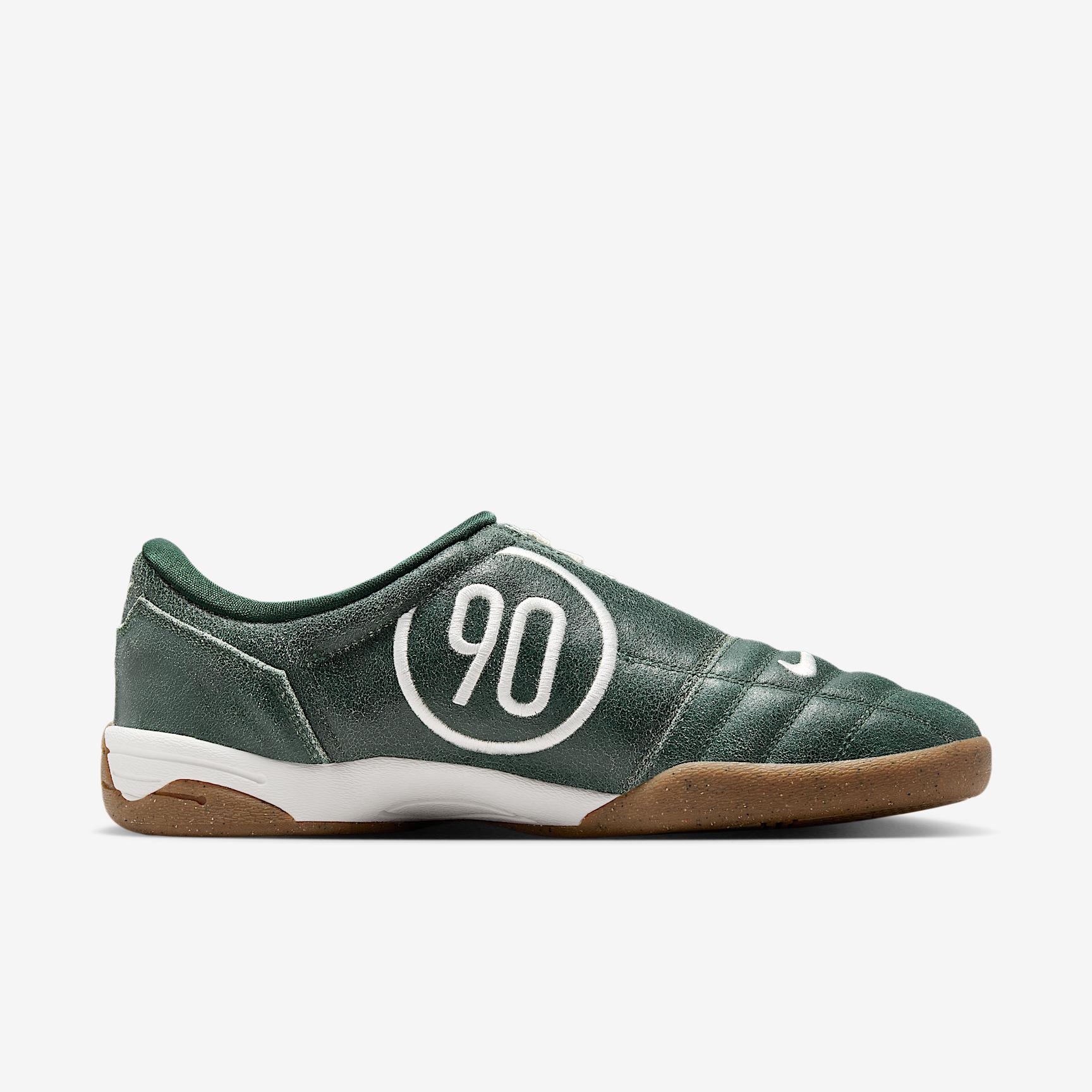 Nike Total 90 Premium Men's Shoes Product Image