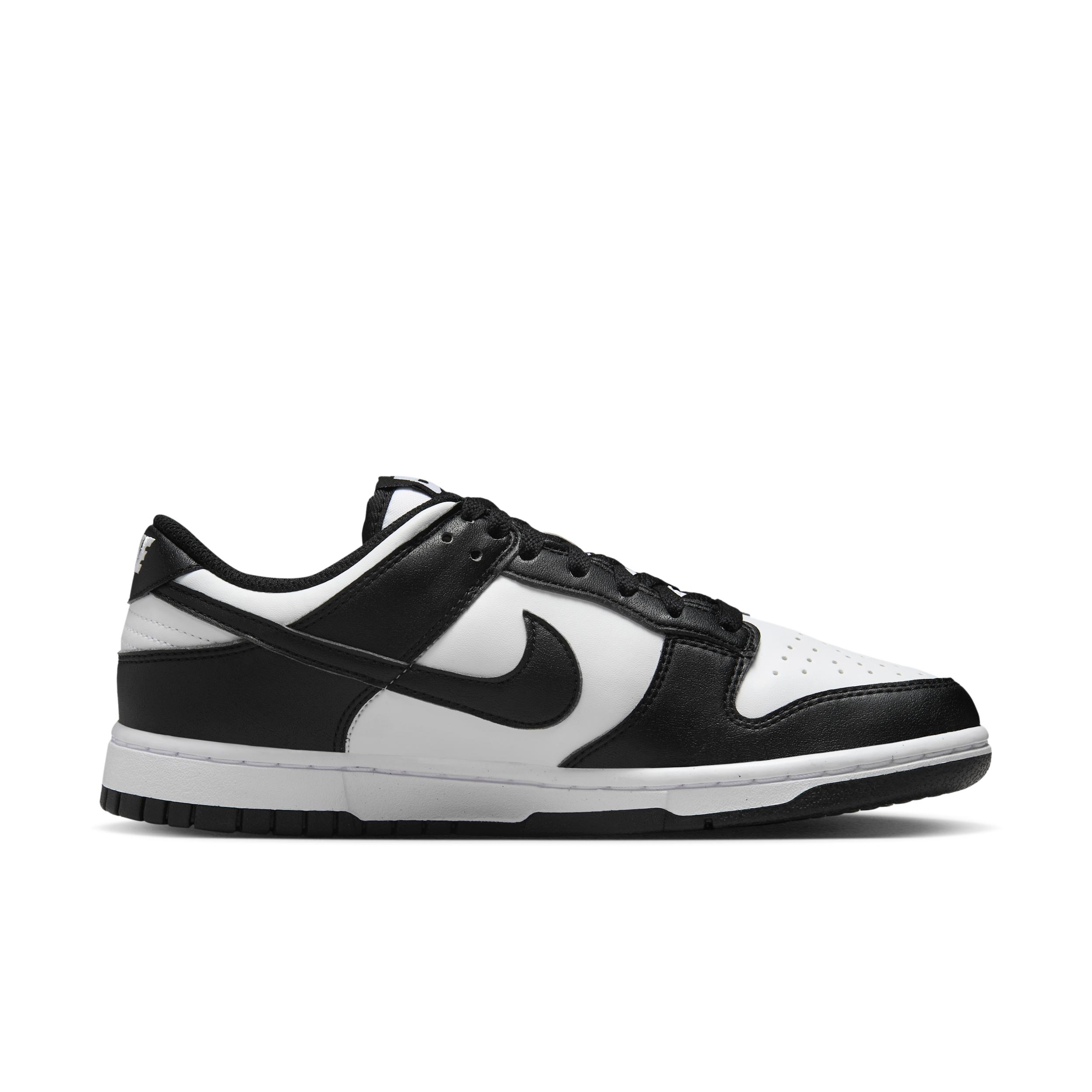 Nike Men's Dunk Low Retro SE Leather/Suede Shoes Product Image
