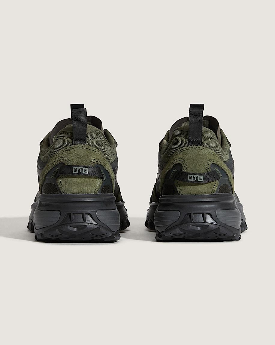 Crosspath XC Shoe in Dark Green| Vans US Product Image