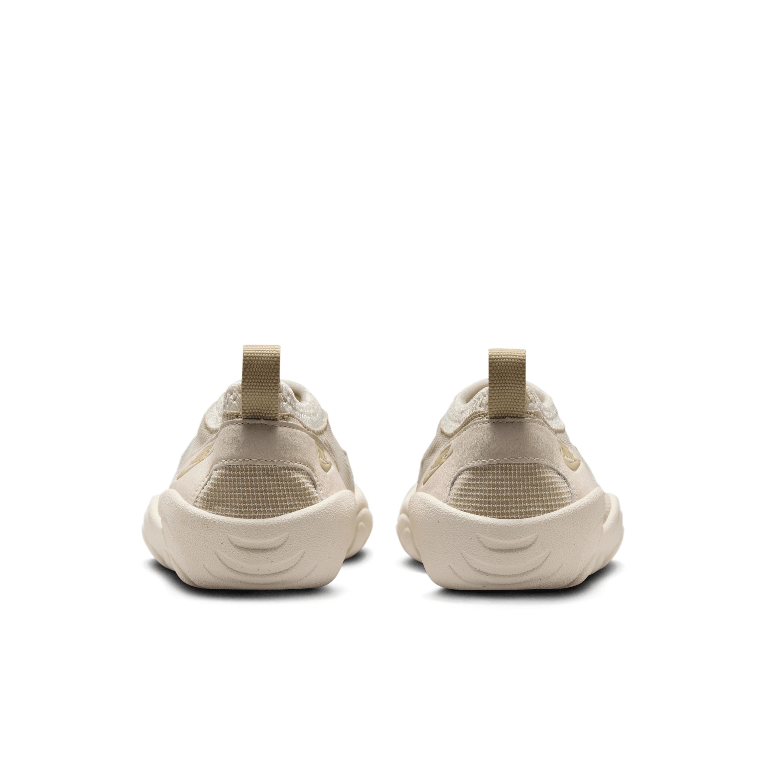 Nike Women's Aqua Turf Shoes Product Image