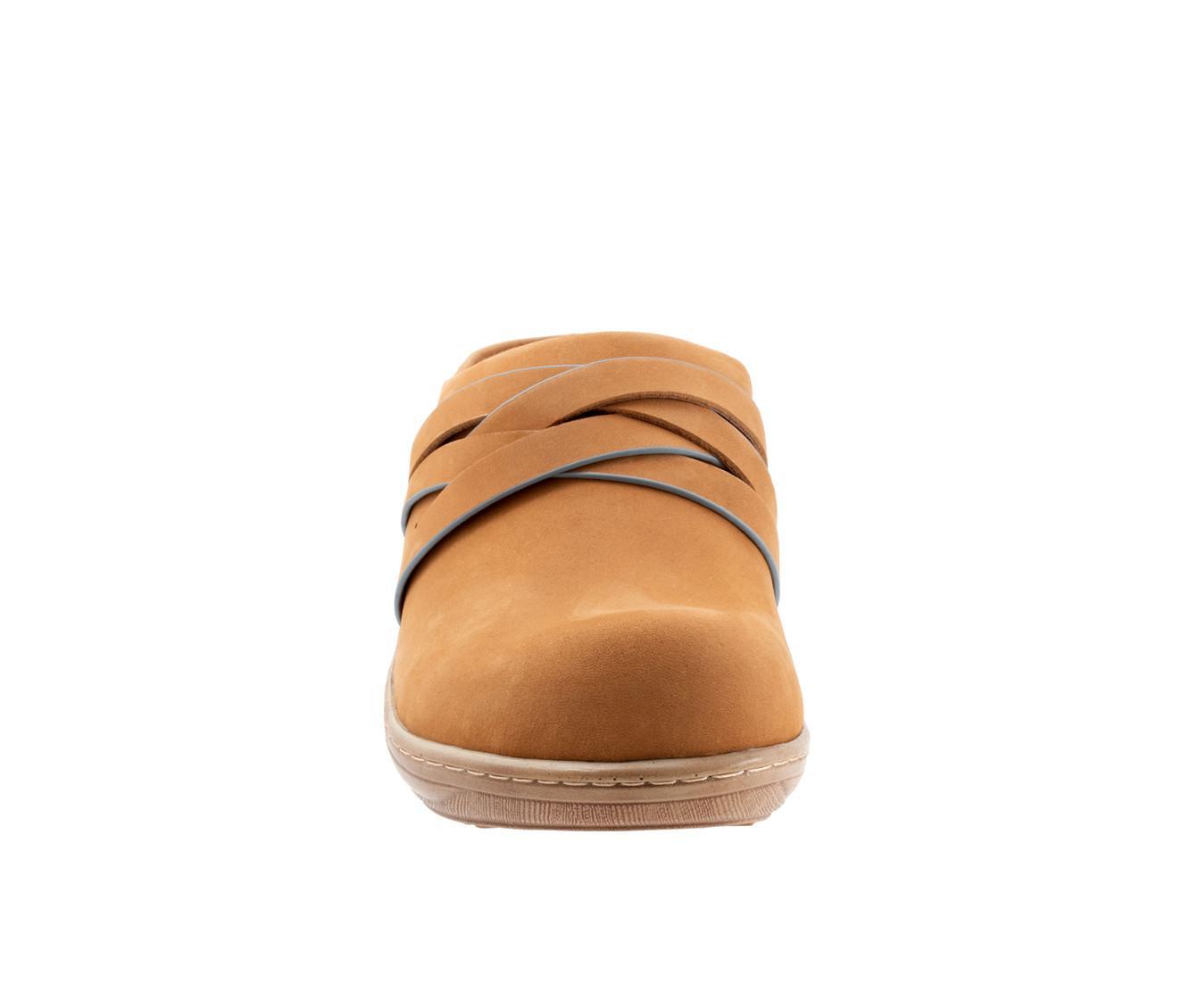 Women's Softwalk Mackay Wedge Clog Product Image