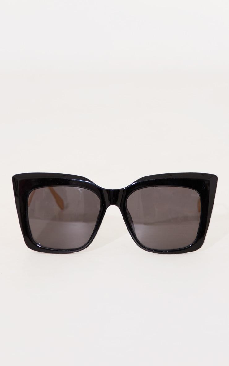 Black Oversized Metal Arm Cat Eye Sunglasses Product Image