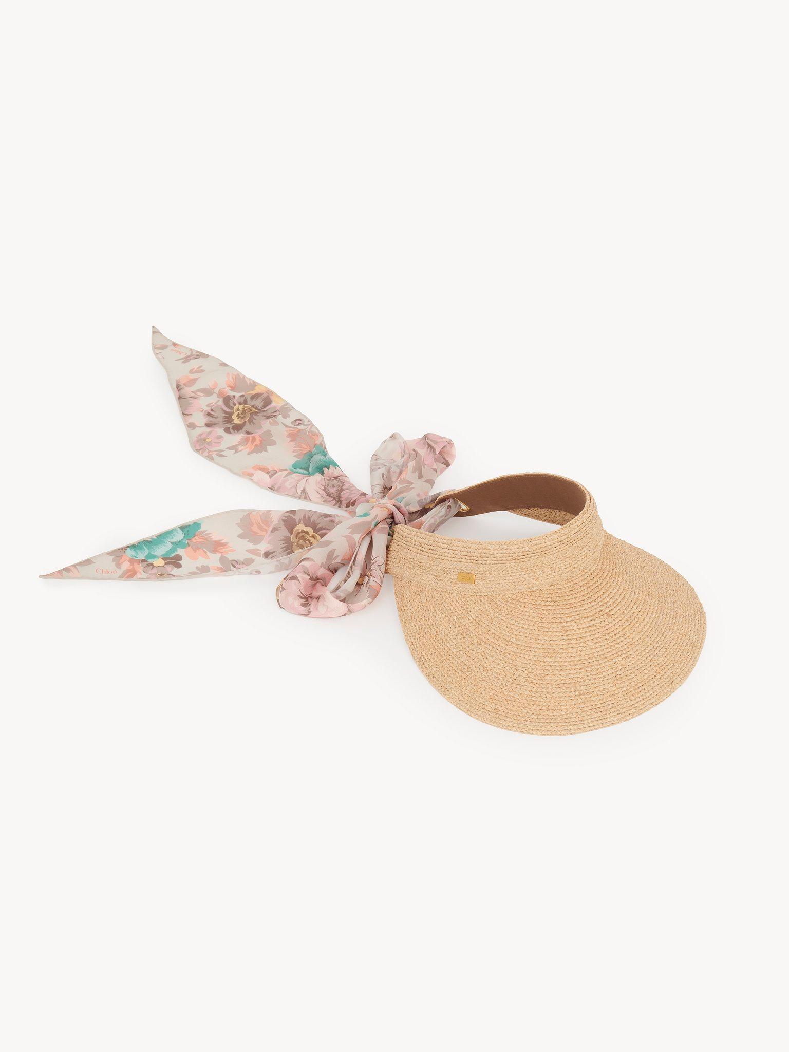 The Chloé visor in raffia Product Image