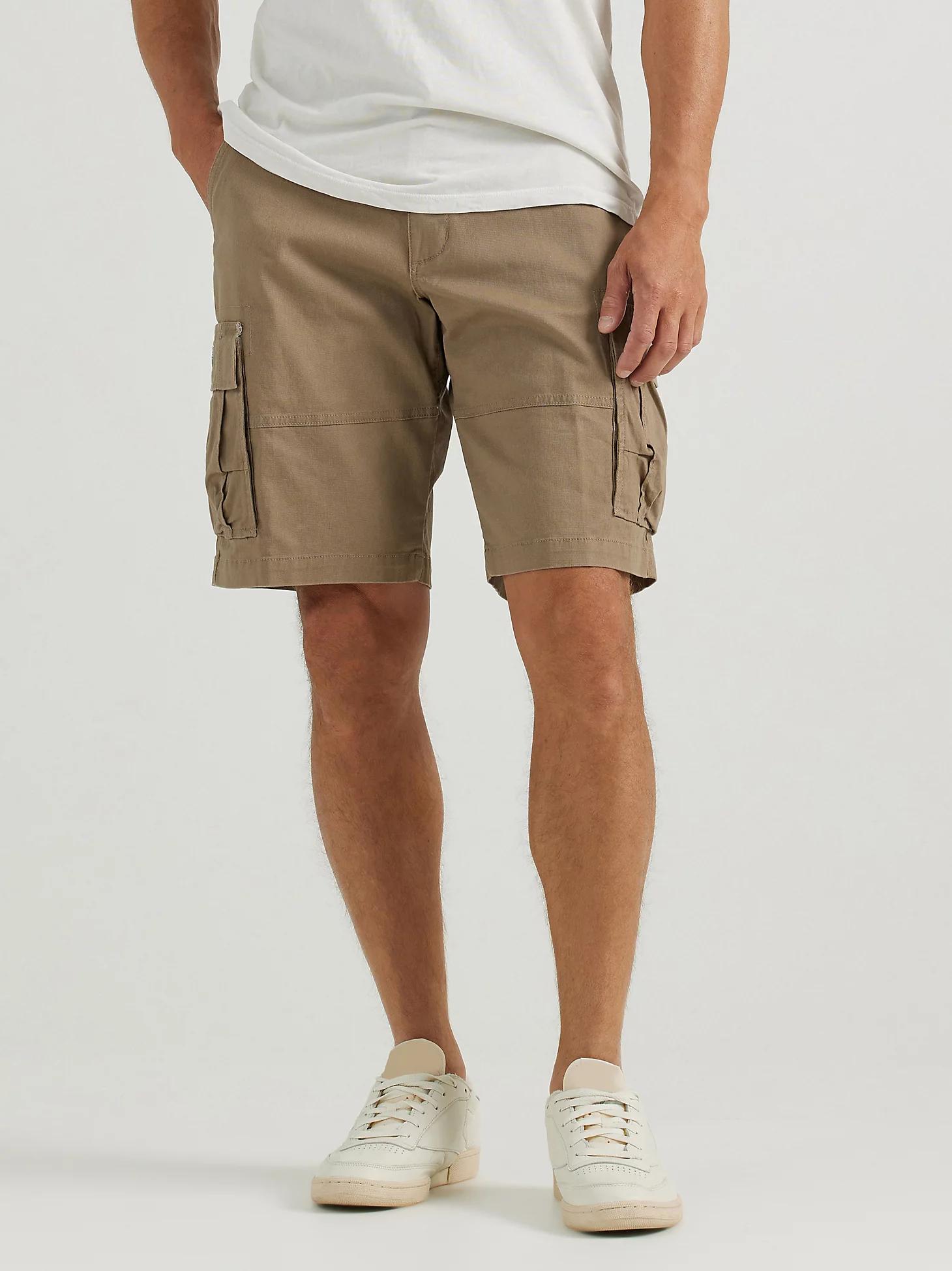 Men's Extreme Motion Carolina Cargo Short | Men's Shorts | Lee® Product Image