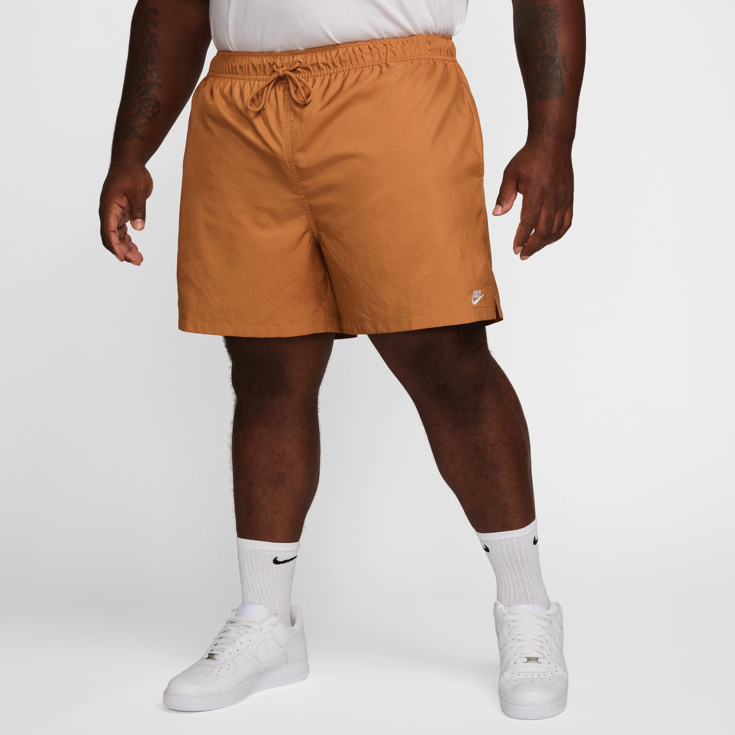Nike Men's Club Woven Flow Shorts Product Image