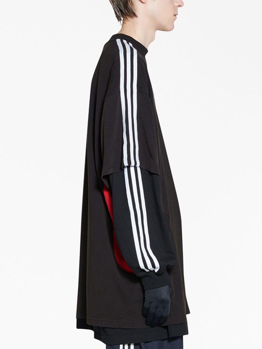 embroidered-logo colour-block T-shirt Product Image