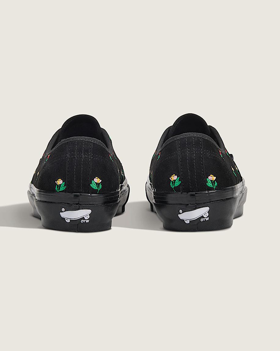 OTW Slip-On 98 Knot Vibram in Daphne Blue / White| Vans US Product Image